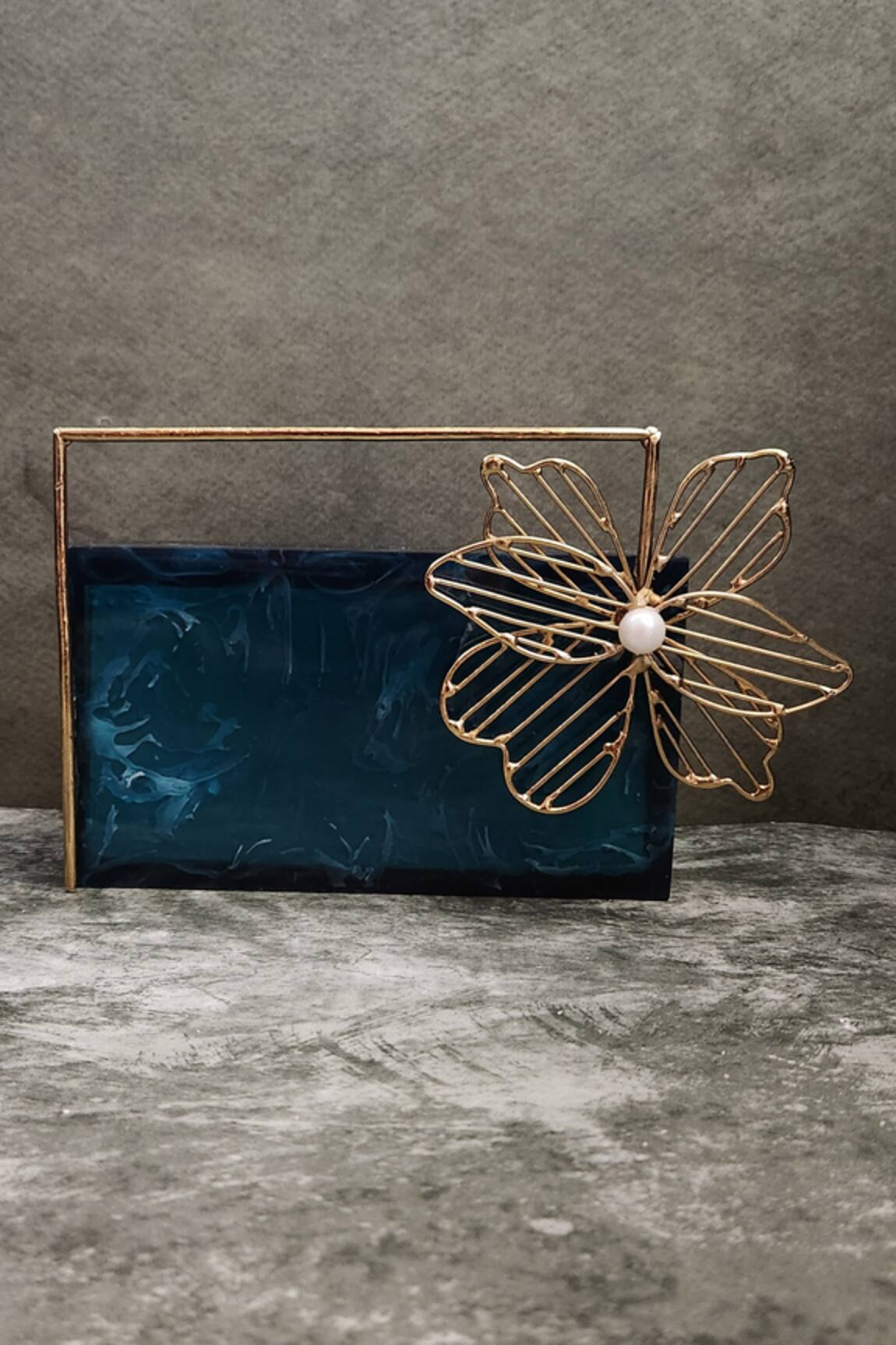 Adwita Bags & Jewels Floral Saga Bloom Handle Clutch