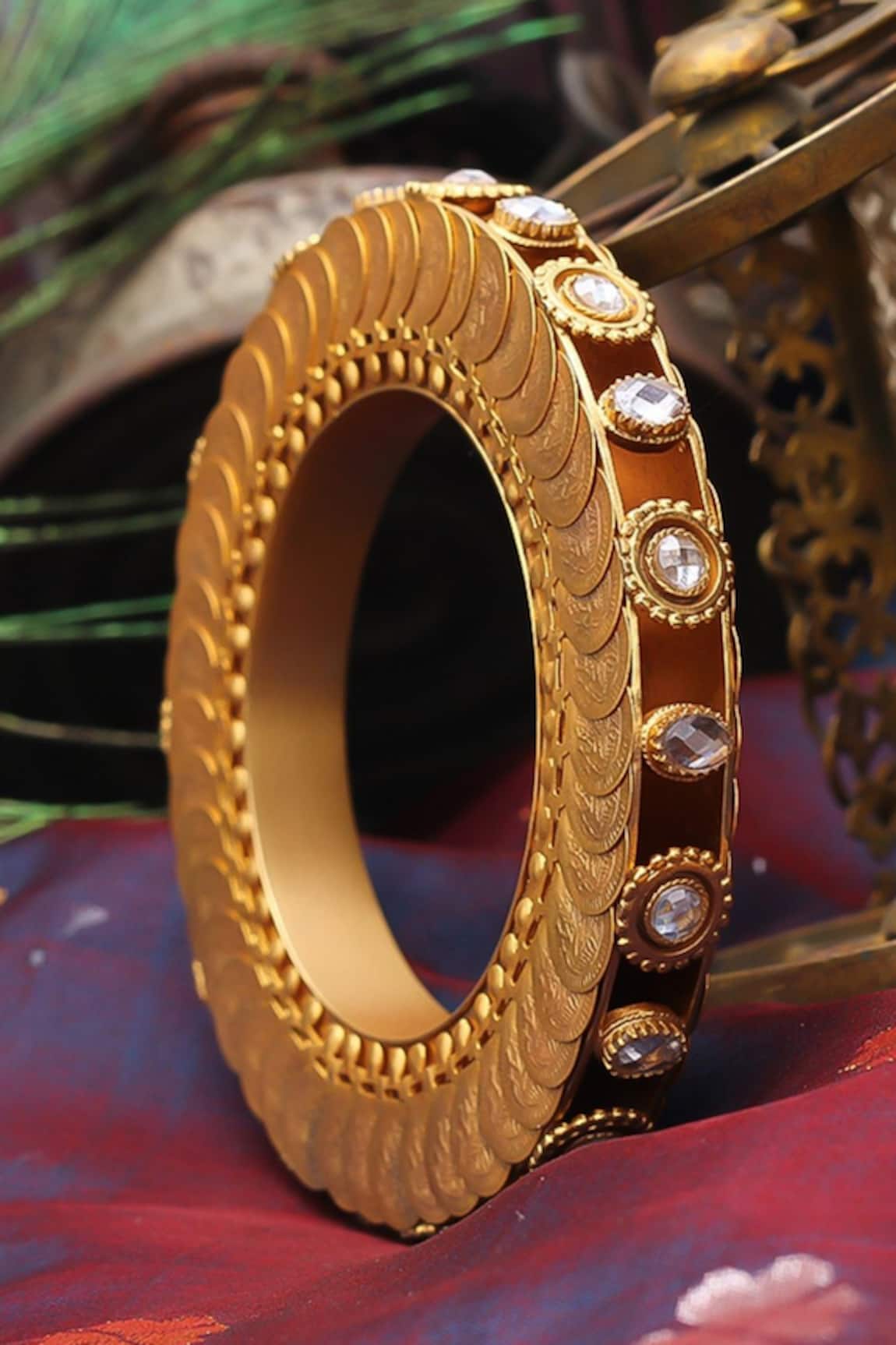 Suhani Pittie Floating Crystal Embellished Bangle