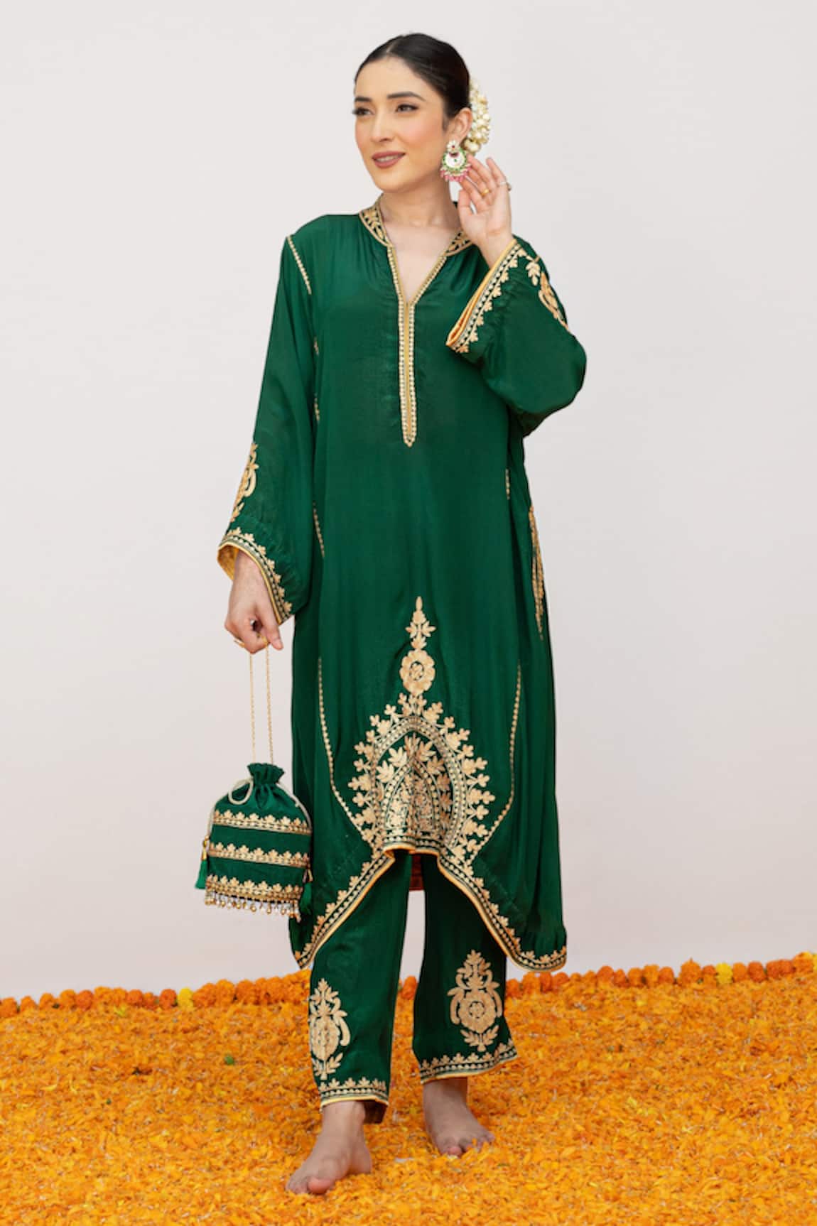 Daljit Sudan Mandala Embroidered Kurta Pant Set
