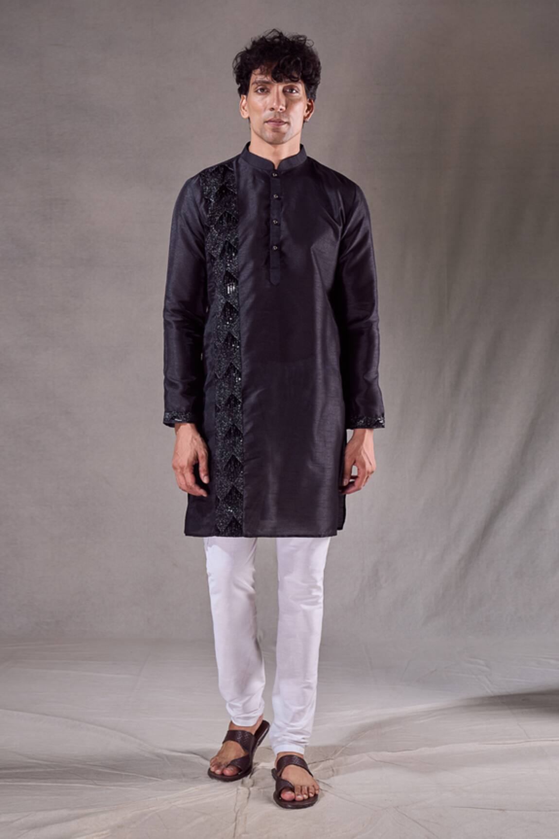 Arihant Rai Sinha Straight Panel Embroidered Kurta 