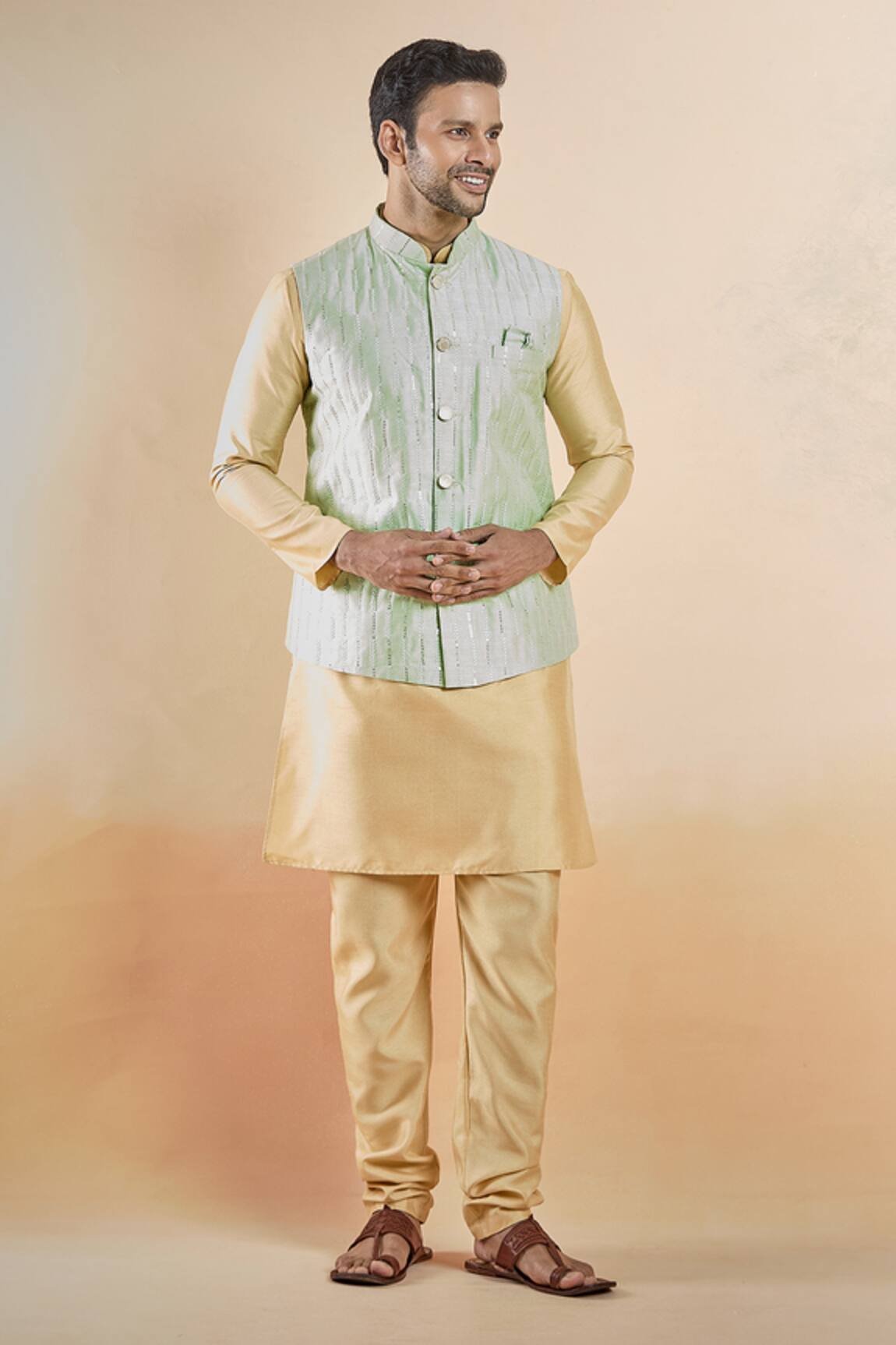 Arihant Rai Sinha Sequin Embroidered Bundi & Kurta Set 