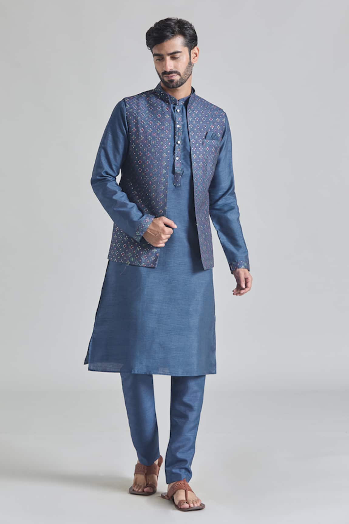 Arihant Rai Sinha Geometric Embroidered Bundi Kurta Set 