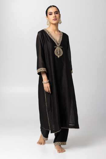 Pants And Pajamas Silk Chanderi Embroidered Kurta 