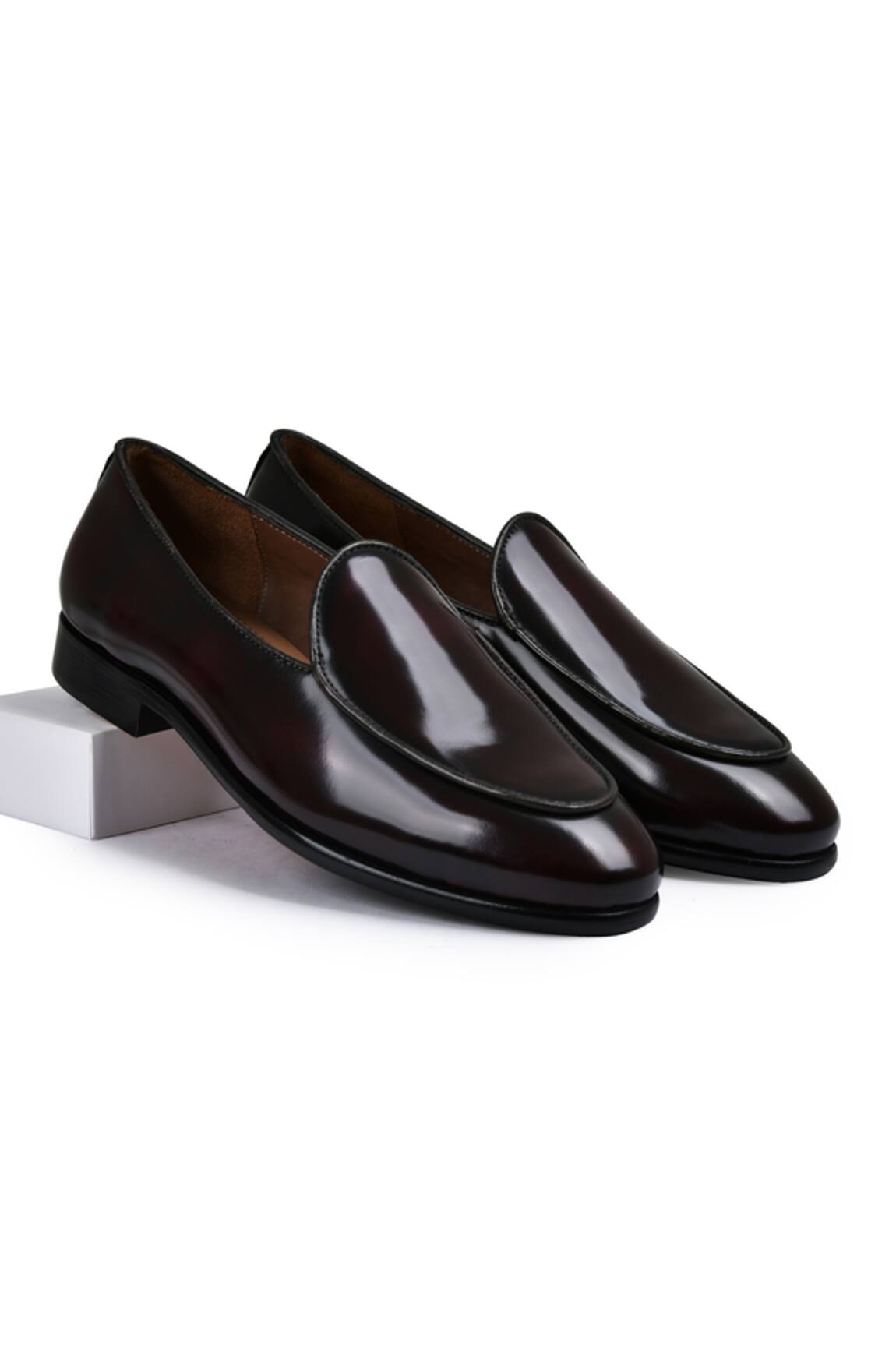 Wednesday Lifestyle New York Plain Belgian Loafers