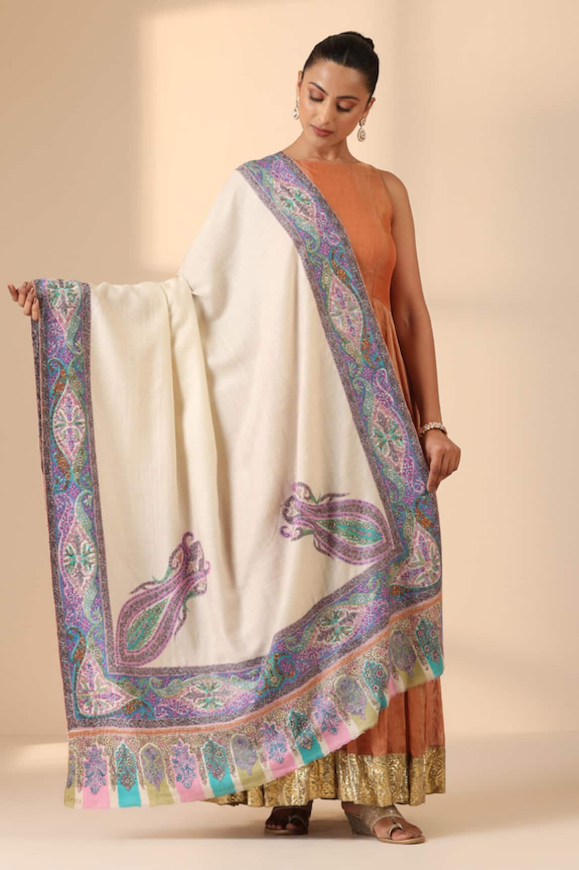 Dusala Auklet Handwoven Kalamkari Border Shawl 