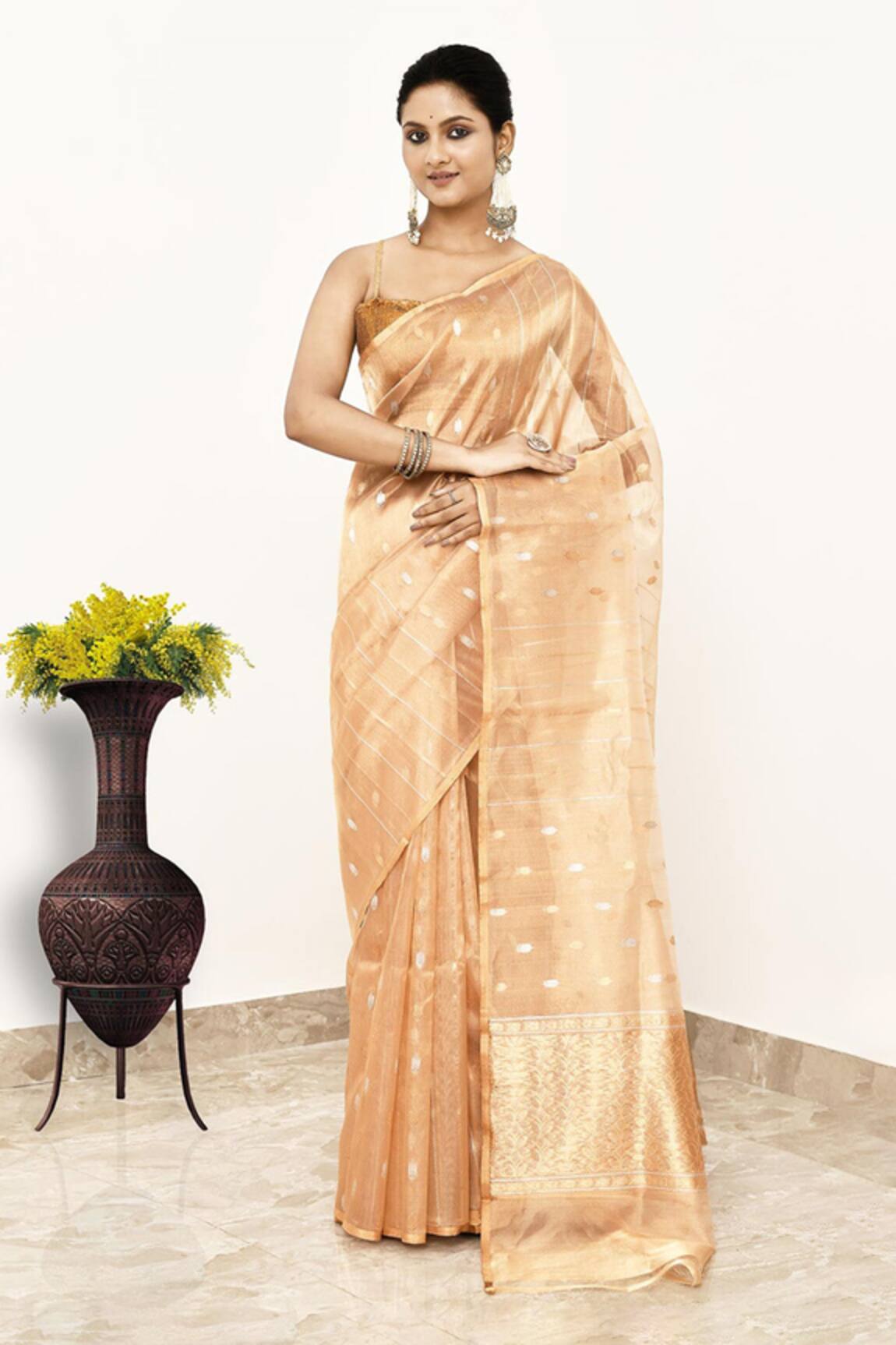 Naaritva India Banarasi Geometric Stripe Woven Saree With Running Blouse 