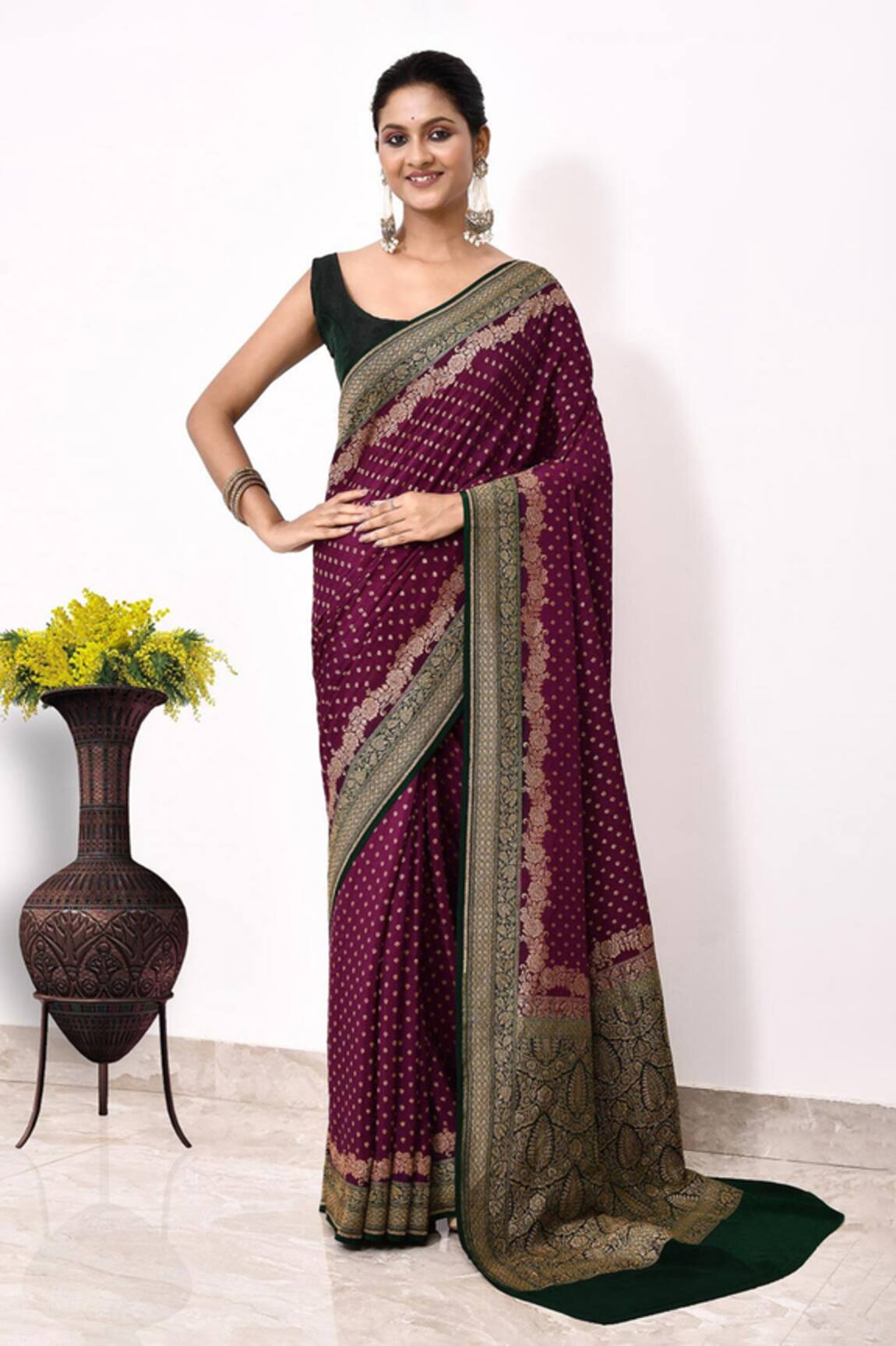 Naaritva India Bandhani Woven Banarasi Saree With Running Blouse 