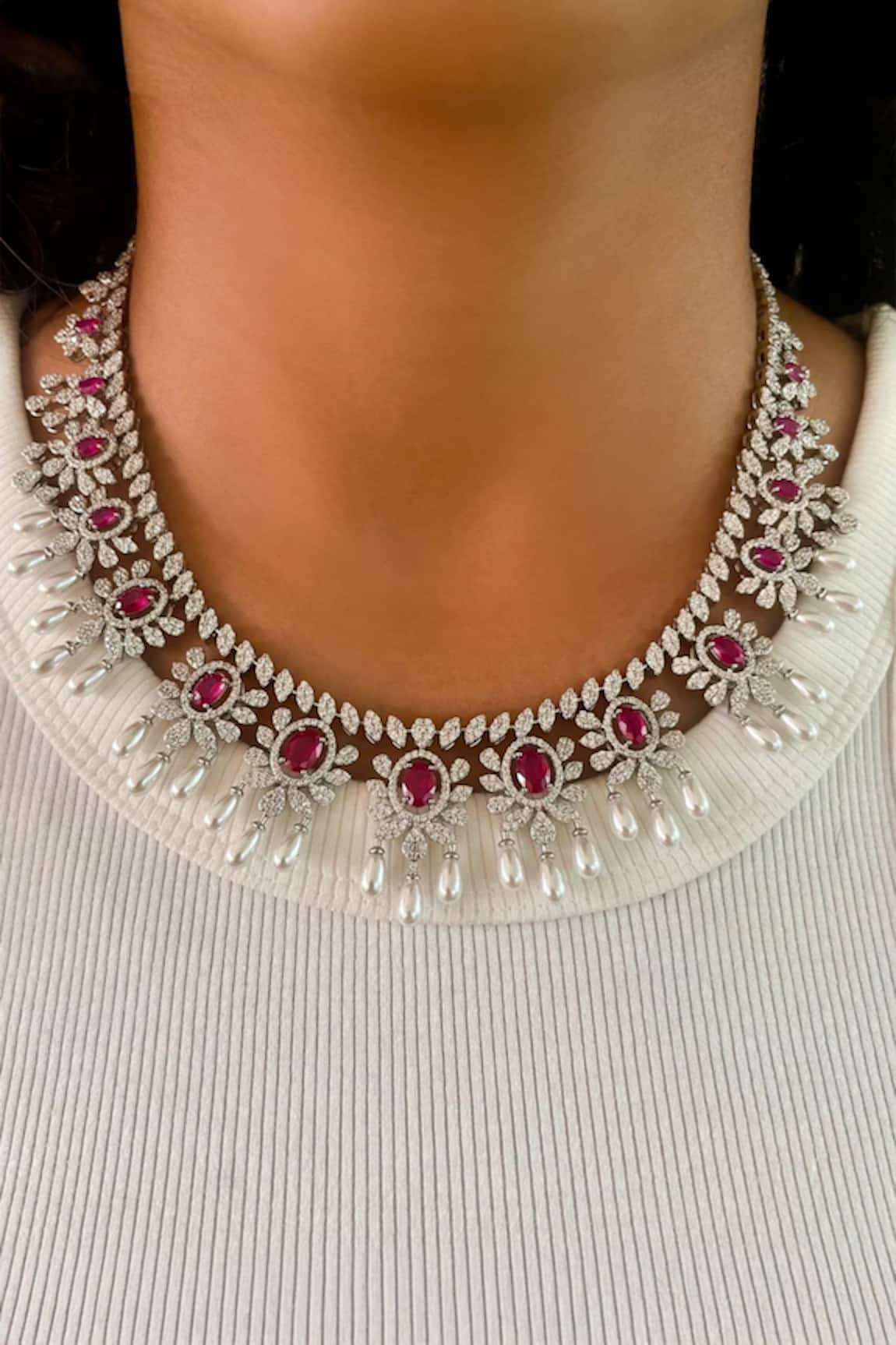 PRERTO Hanging Dream Catcher Carved Necklace Set