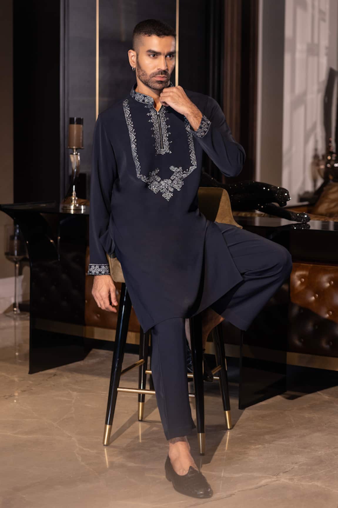 Amit Arora Geometric Pattern Embroidered Kurta With Aligadhi 