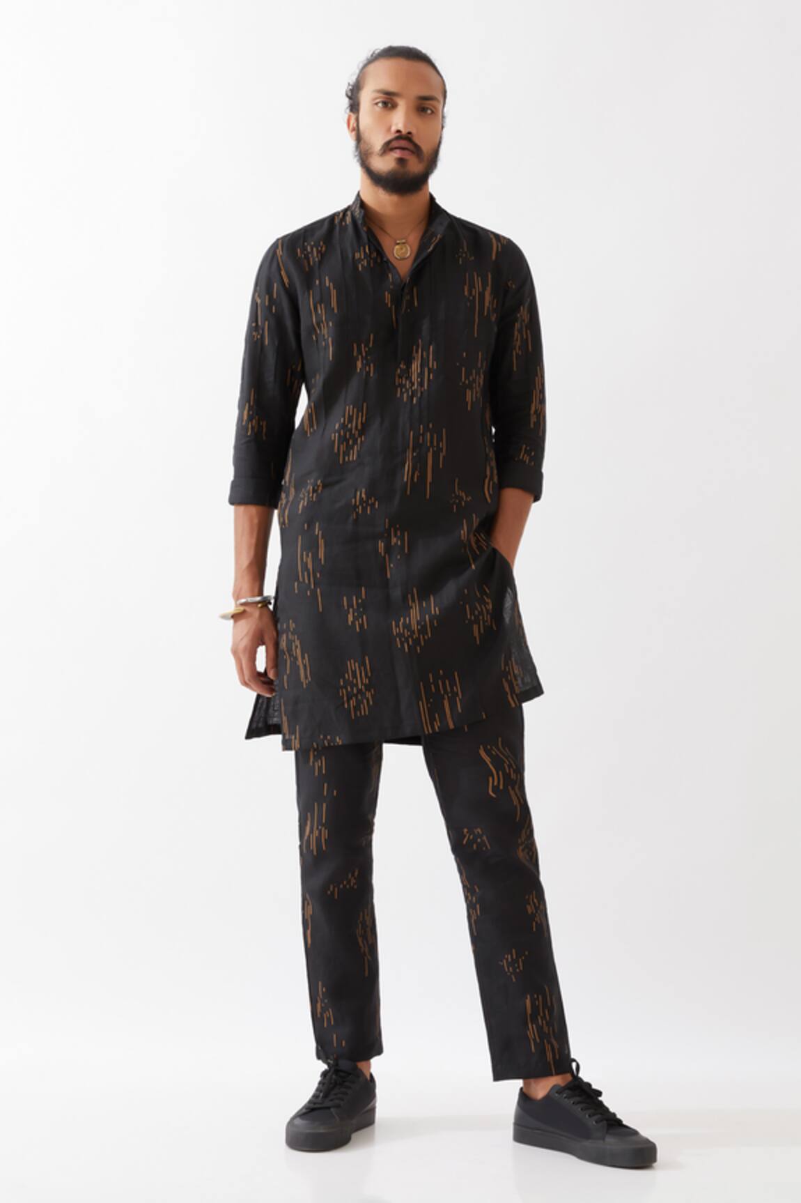 Son Of A Noble Snob Carson Meteor Kurta With Trousers 