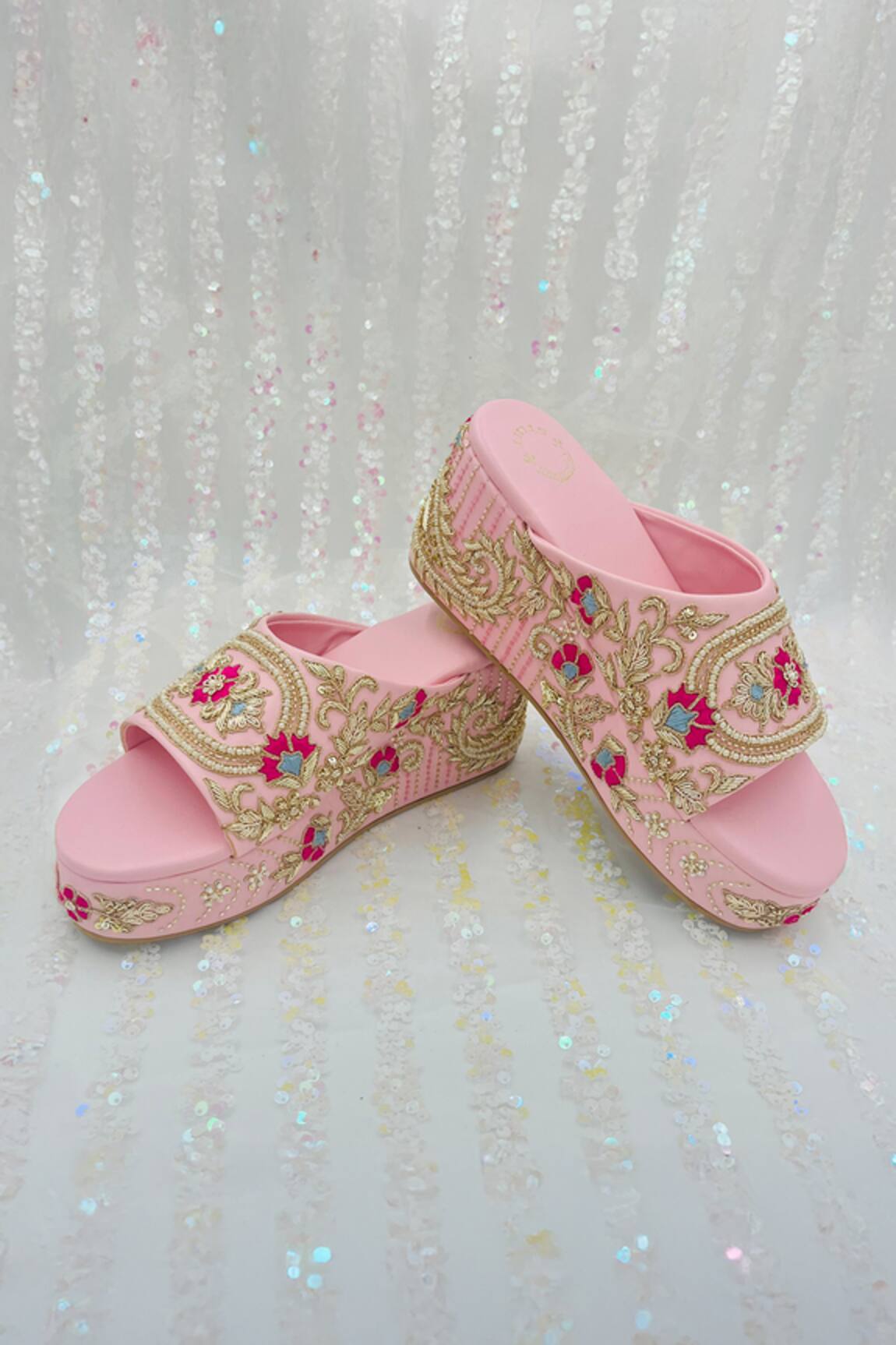 Shiveen Shiveen Kuhu Floral Embroidered Wedges 