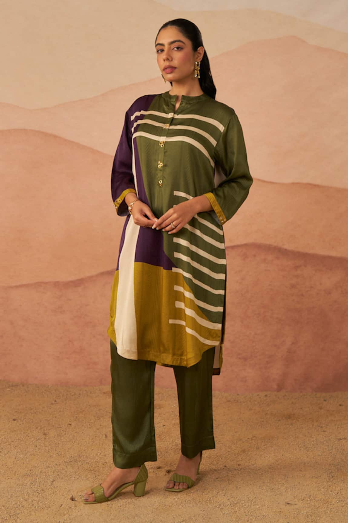 Rainas Kutch Abstract Print Pathani Tunic & Pant Set 
