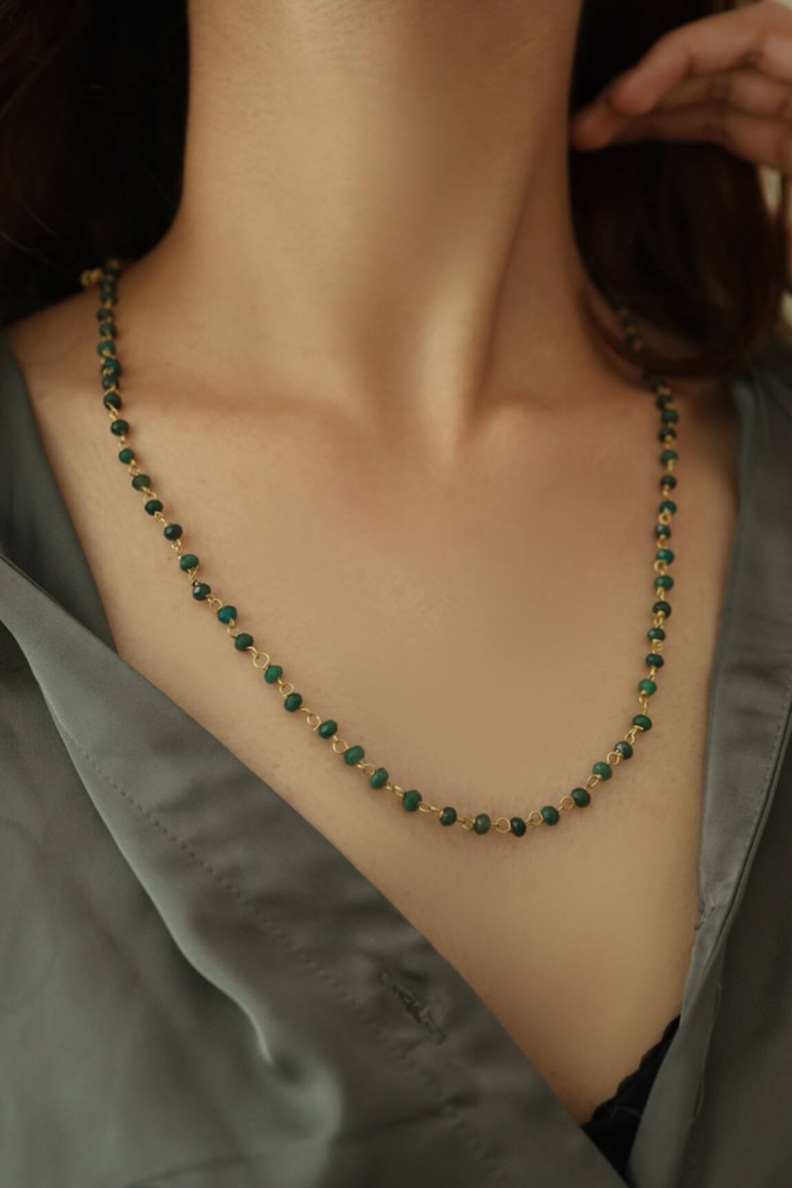 Do Taara Stone Embellished Chain 