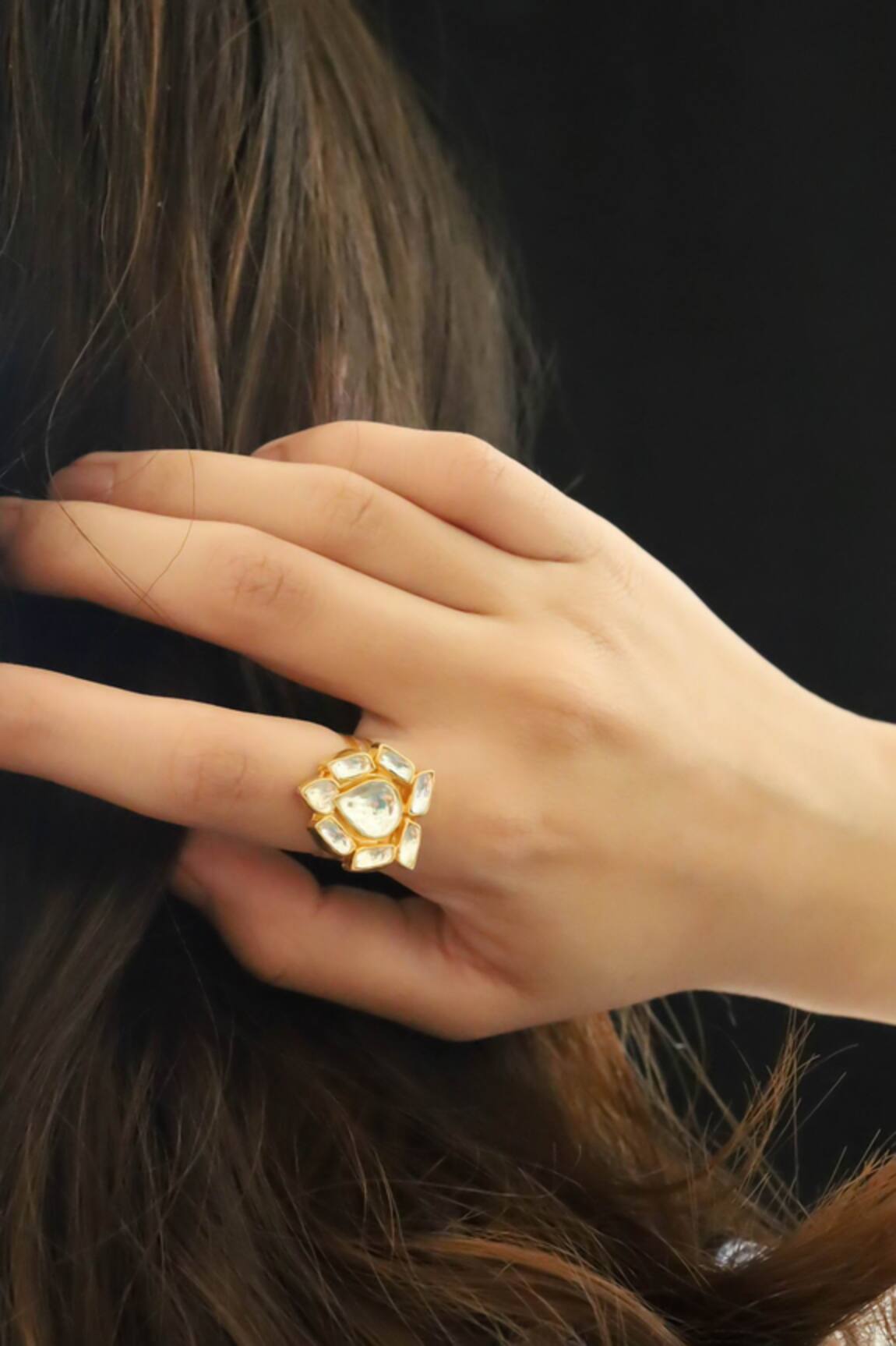 Do Taara Floral Shaped Cutwork Ring 
