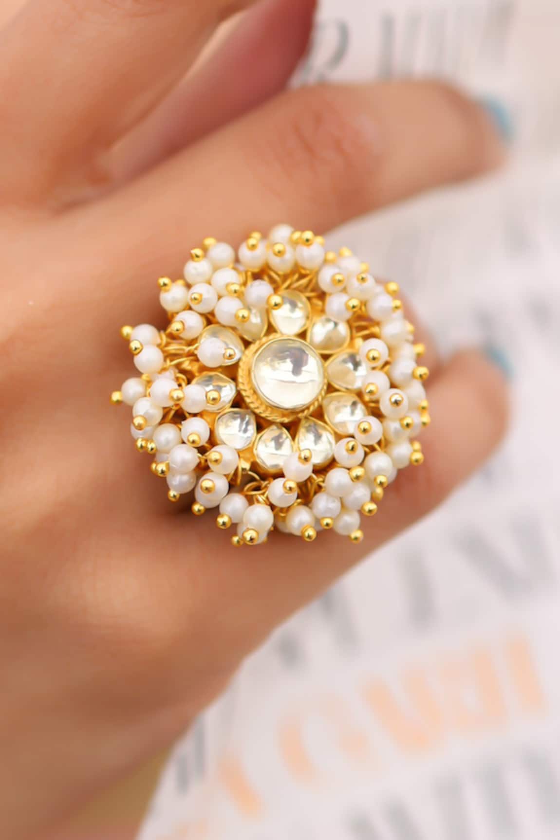 Do Taara Kundan & Pearl Embellished Ring 