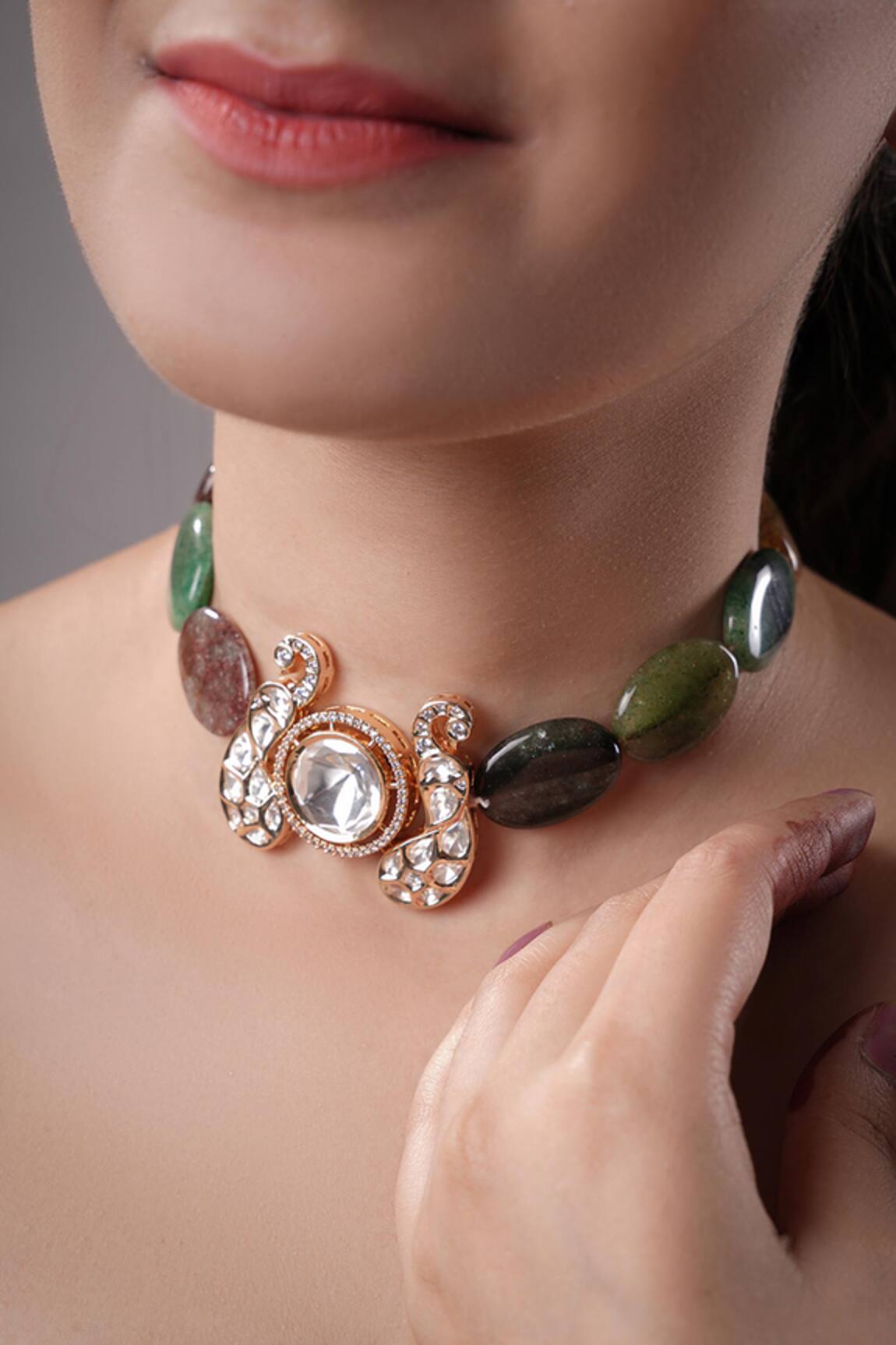 Xago Le Meira Kundan Studded Choker 