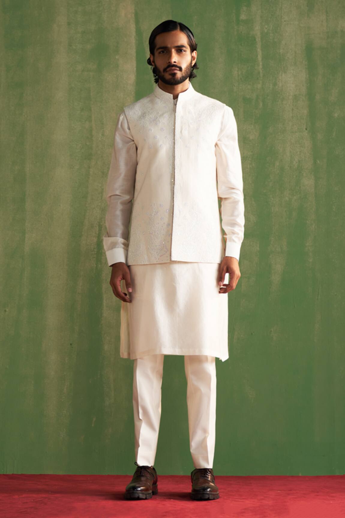 Studio Bagechaa Paisley Embroidered Bundi & Kurta Set