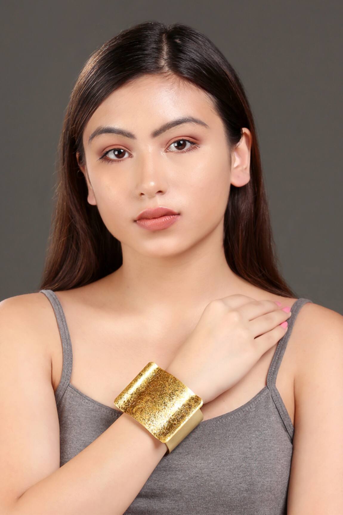 Bijoux By Priya Chandna Textured Cuff Bracelet