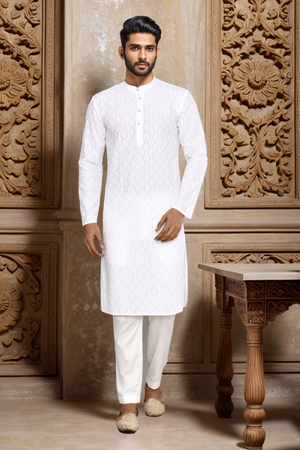 Arihant Rai Sinha Geometric Embroidered Straight Kurta 