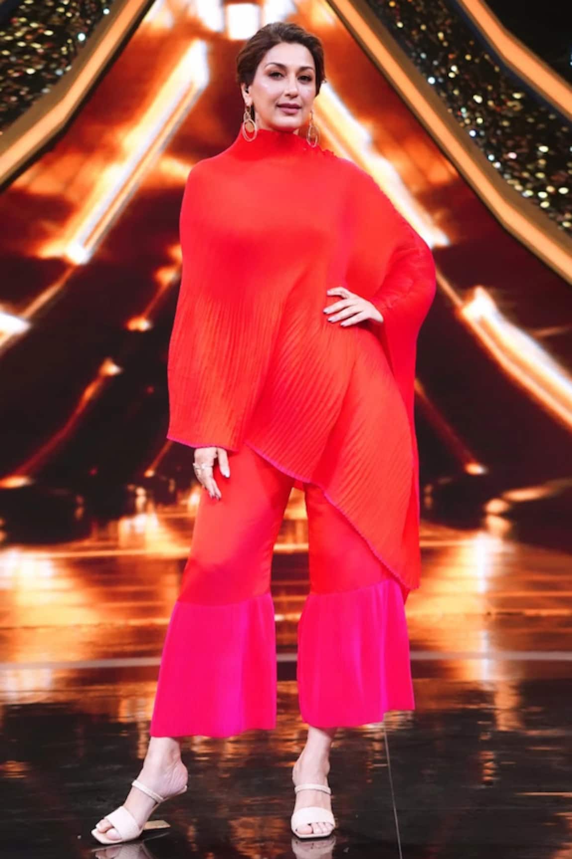 Tasuvure Indes Ayvah One Shoulder Top & Pant Set