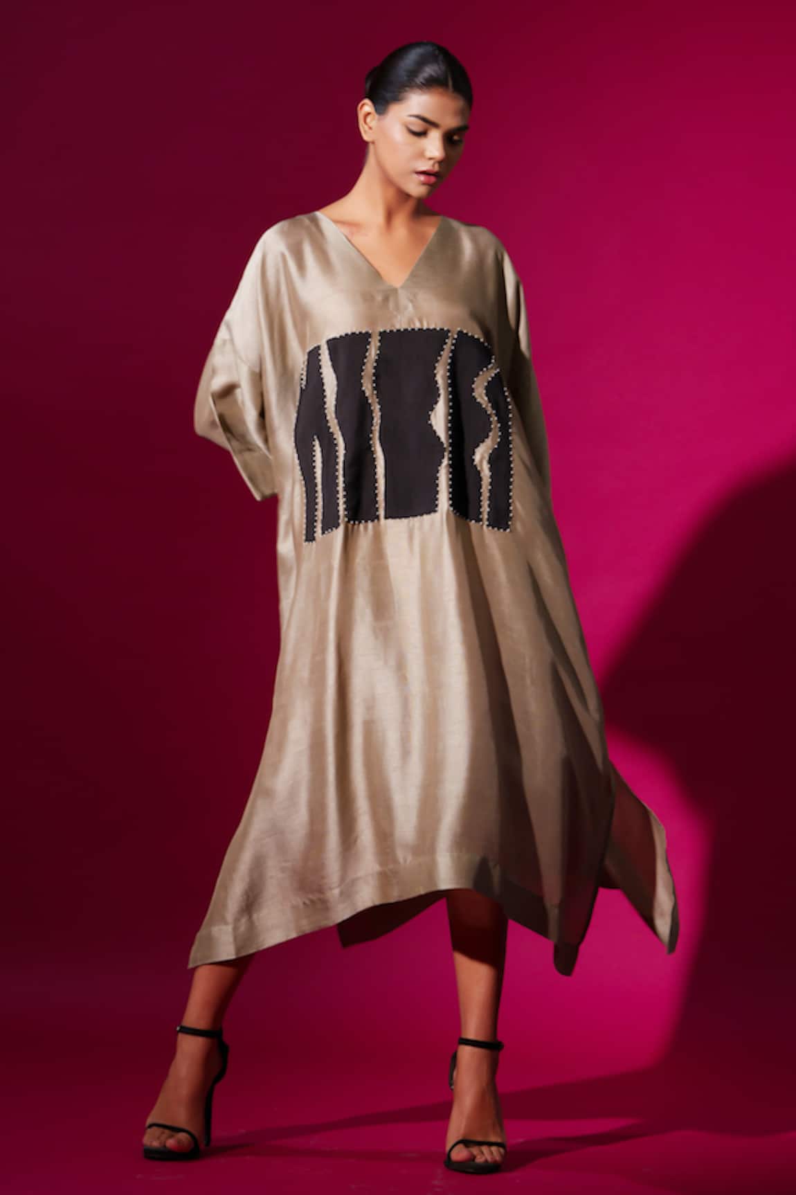 Stoique Heaven Color Block Detailed Kaftan Dress 