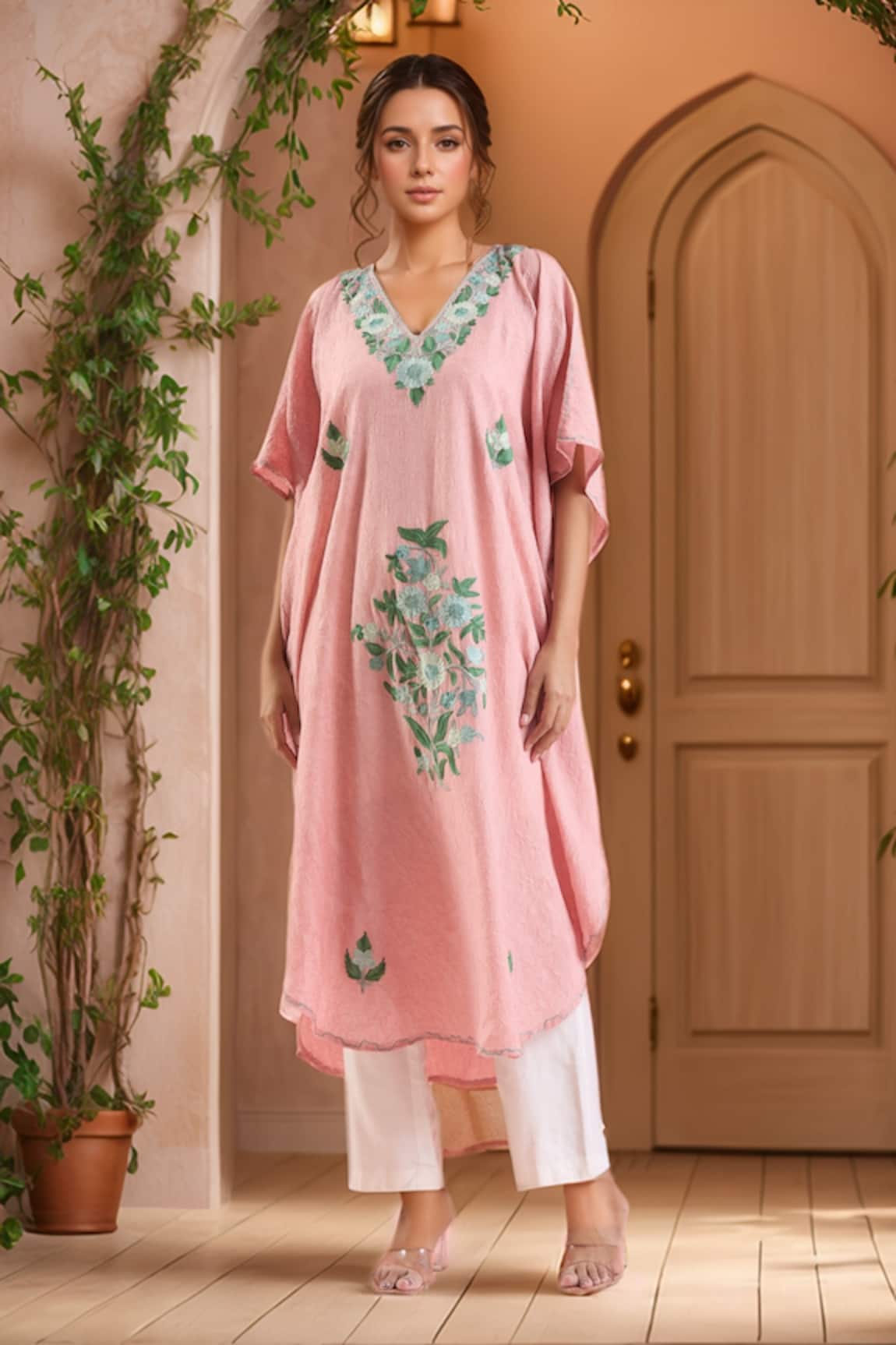 Samyukta Singhania Cotton Resham Embroidered Kaftan 