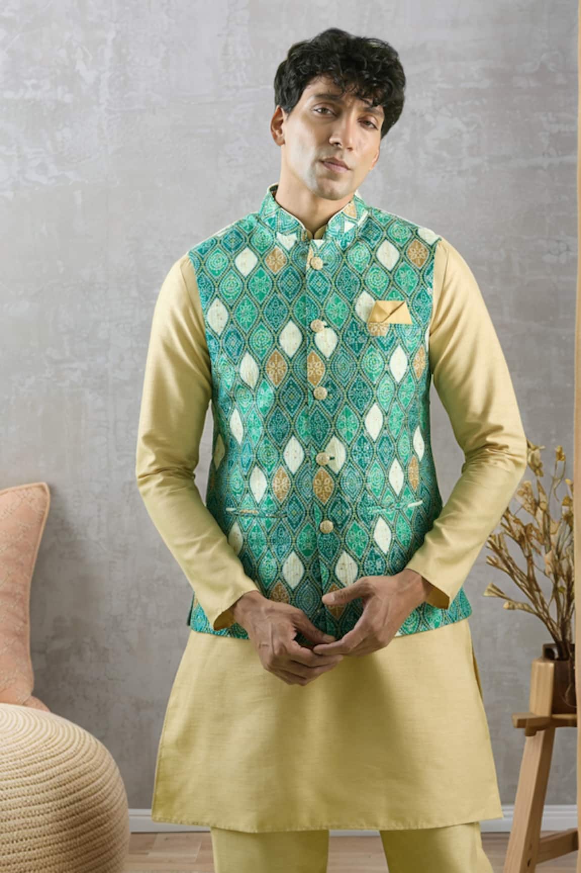 Arihant Rai Sinha Bandhani Jaal Print Thread Embroidered Bundi 