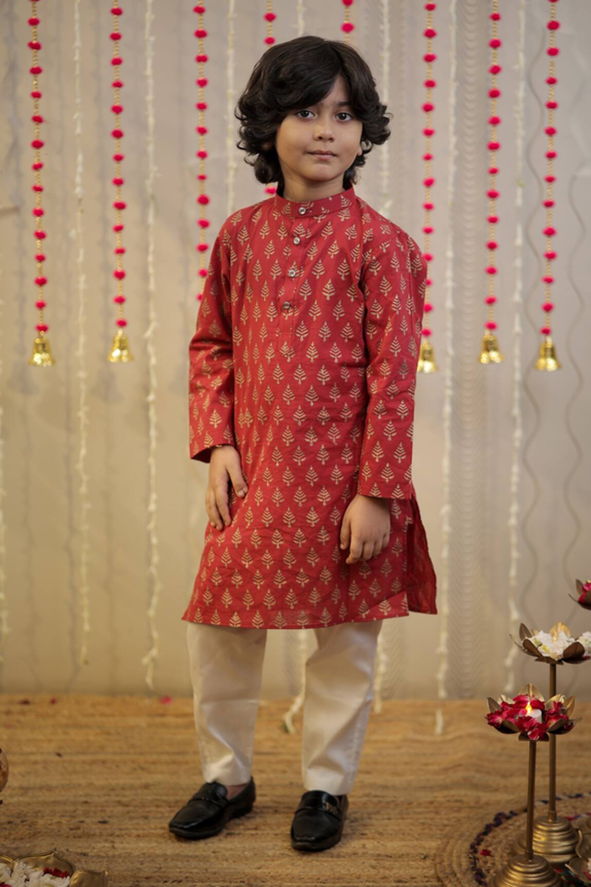 Tiny Colour Block Print Straight Kurta With Pant 