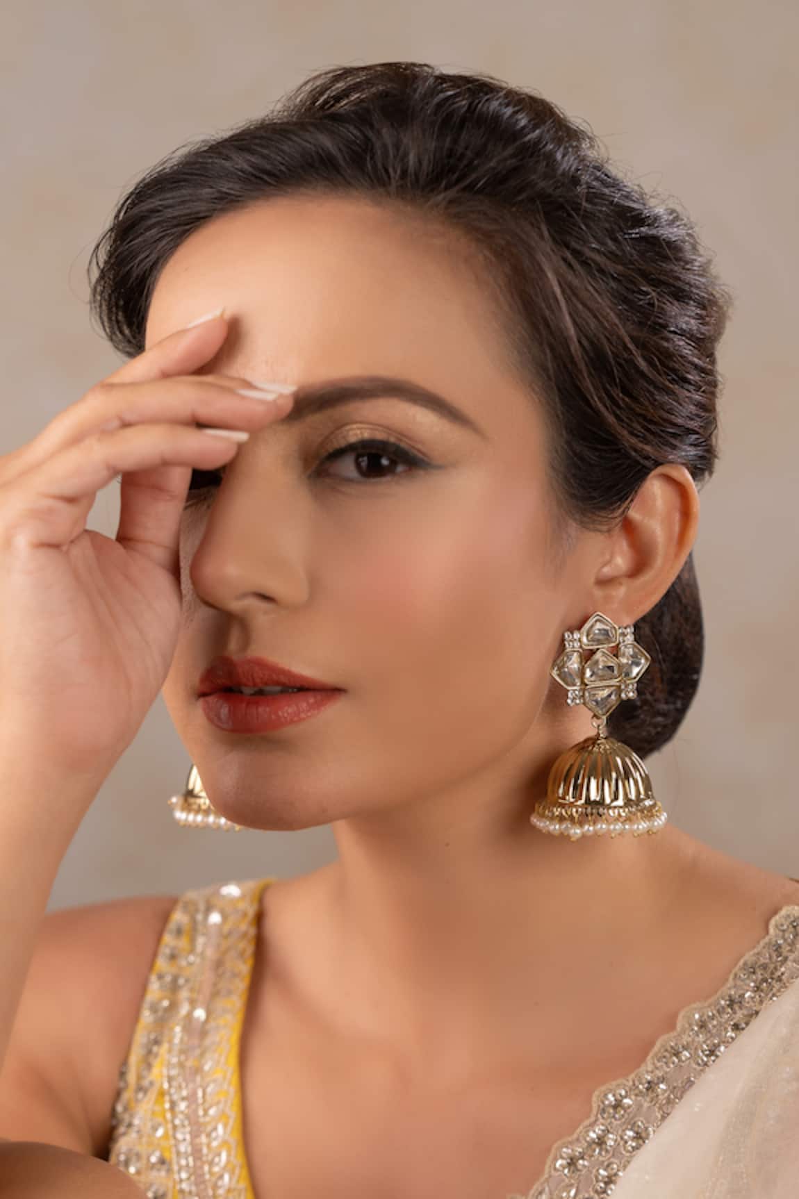Anana Gaurangi Kundan Embellished Jhumkas