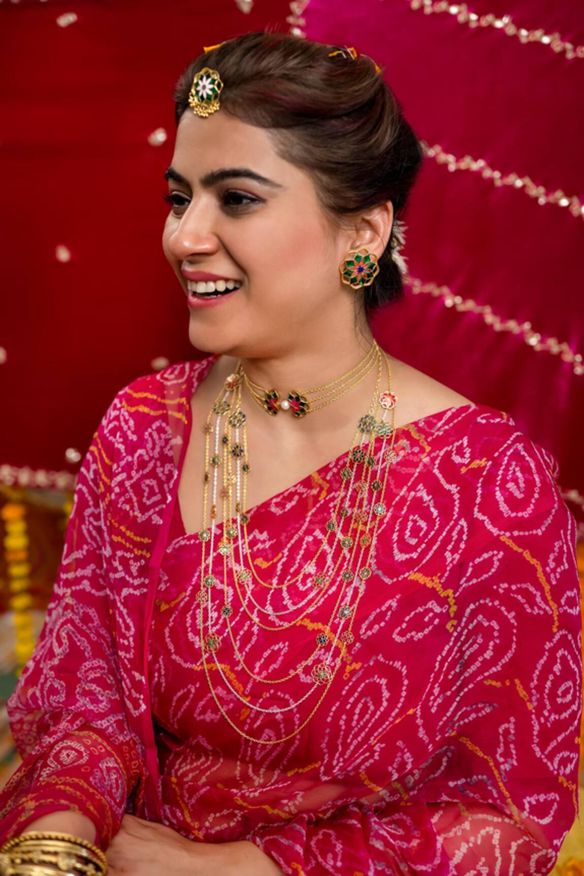 Manner Multi Layered Enamelled Gul Necklace