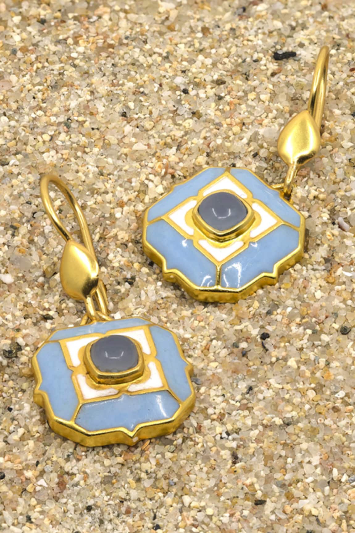 Manner Blue Calcedony Stone Danglers 