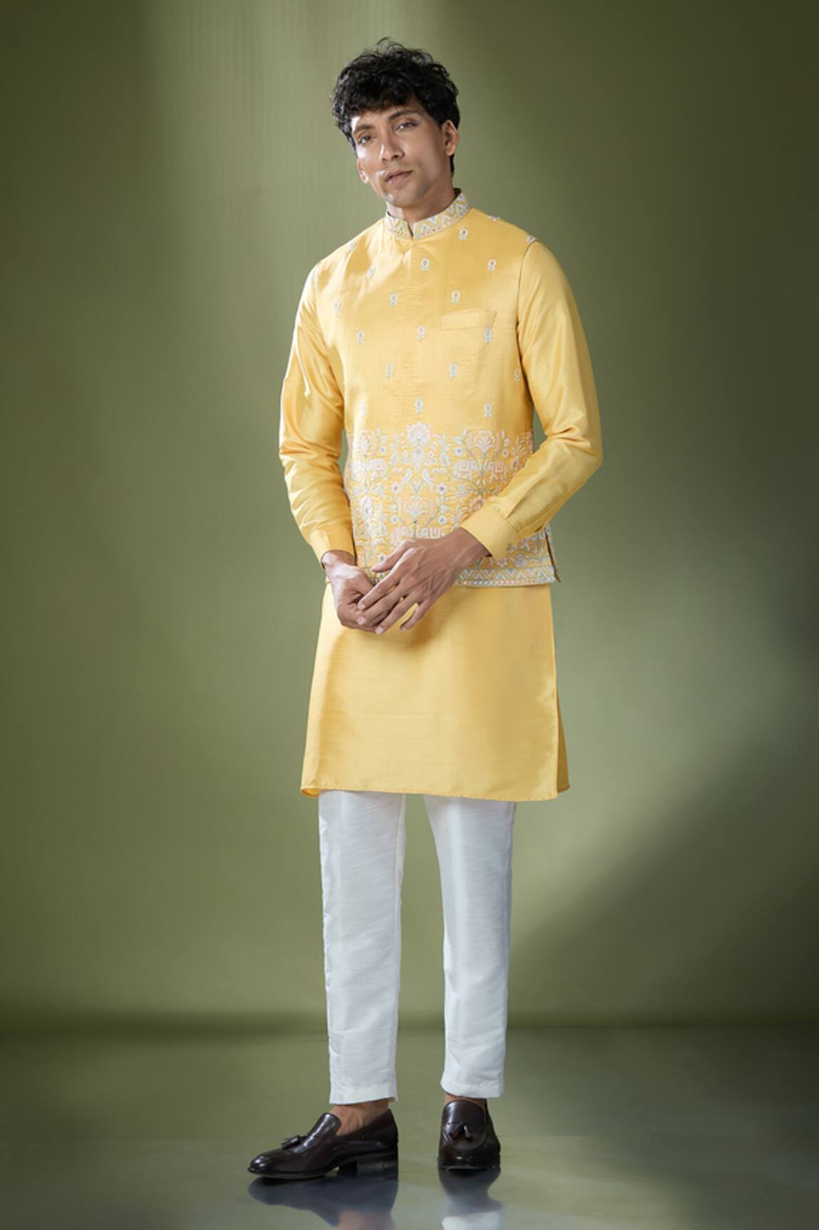Rng Safawala Yellow Thread Sequin Embroidered Bundi Set