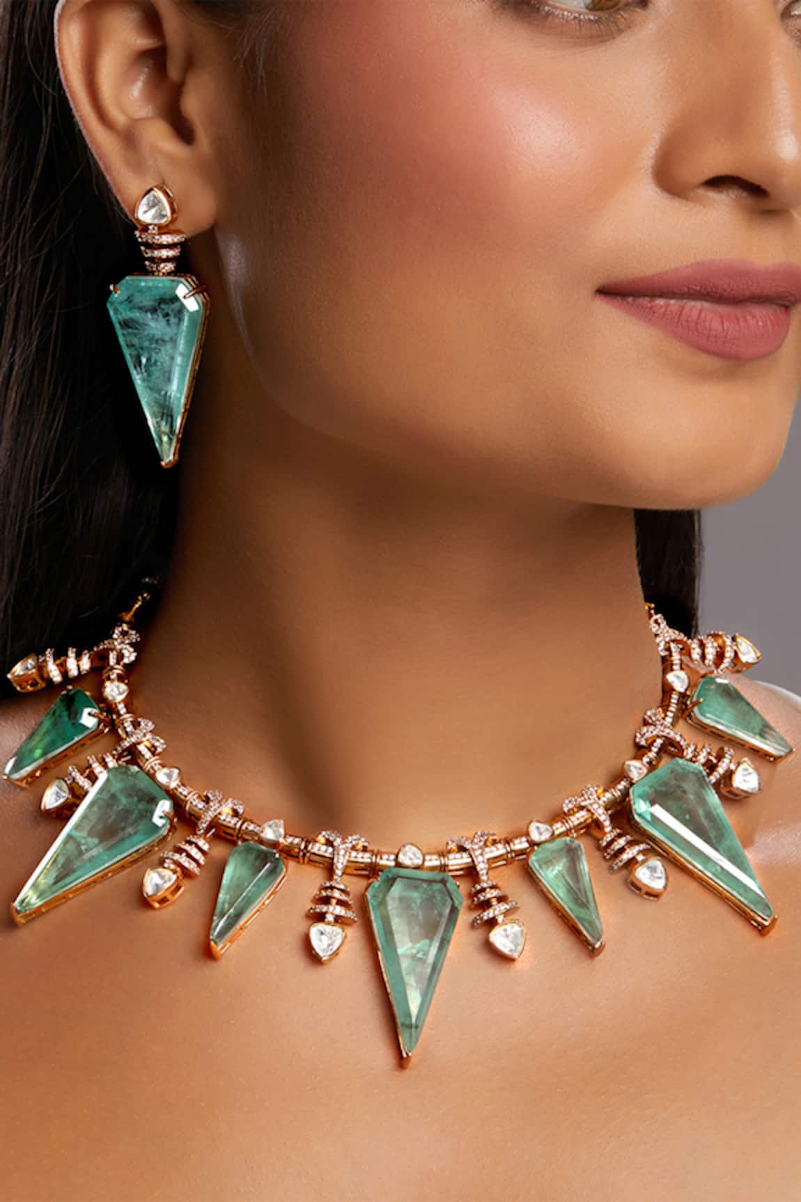 HRISHA Geometric Kundan Polki Necklace Set 