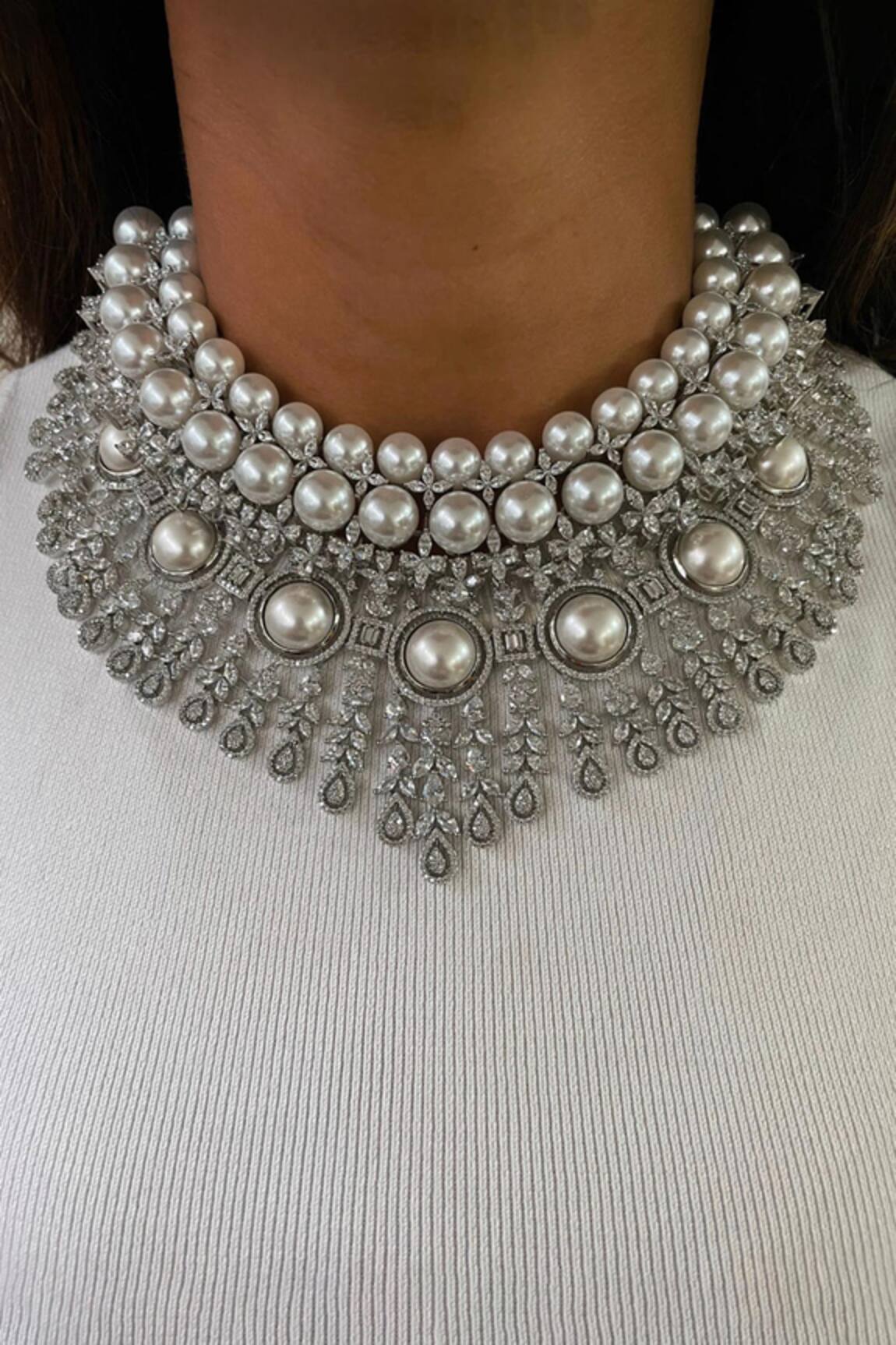 PRERTO Pearly Floret & Tulip Diamond Jewellery Set