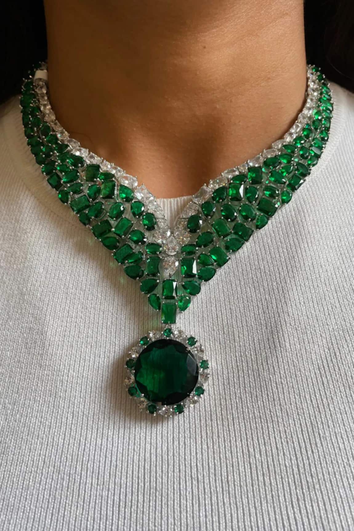 PRERTO Emerald Stone Faux Diamond Necklace Set