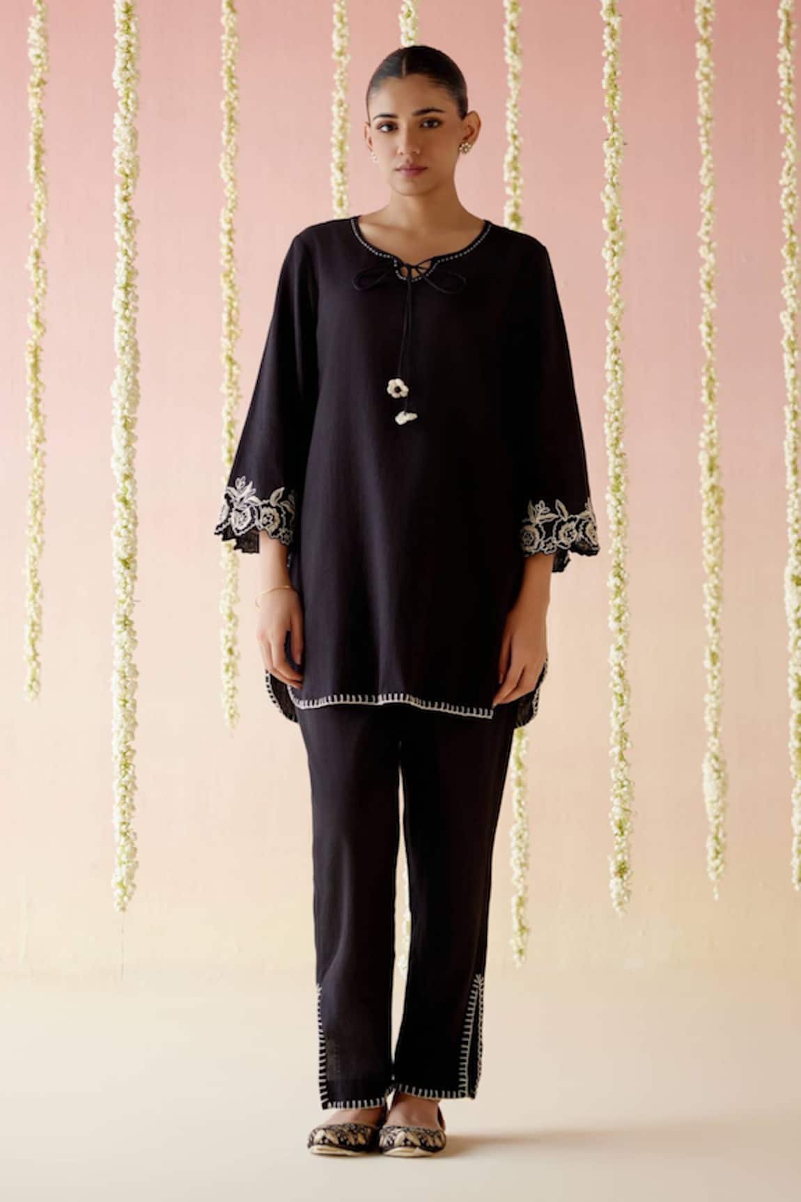 Nero India Floral Embroidered Tunic & Pant Set