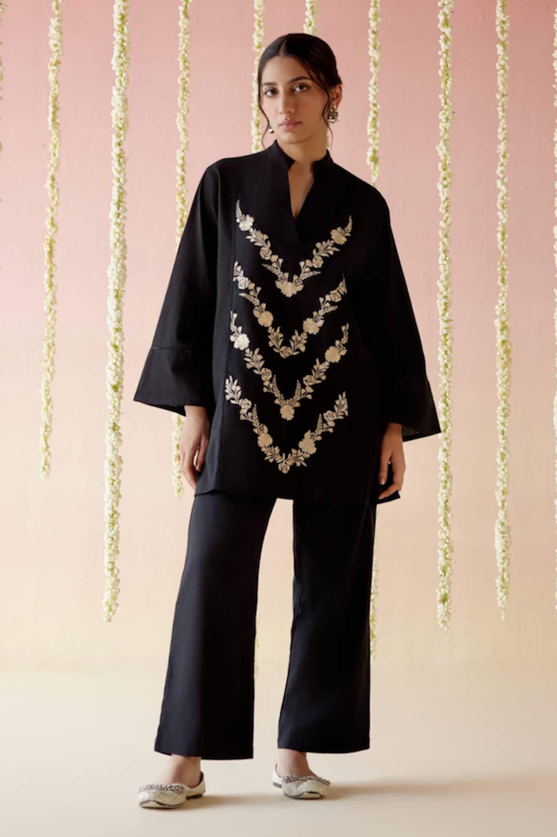 Nero India Black Floral Embroidered Tunic & Pant Set