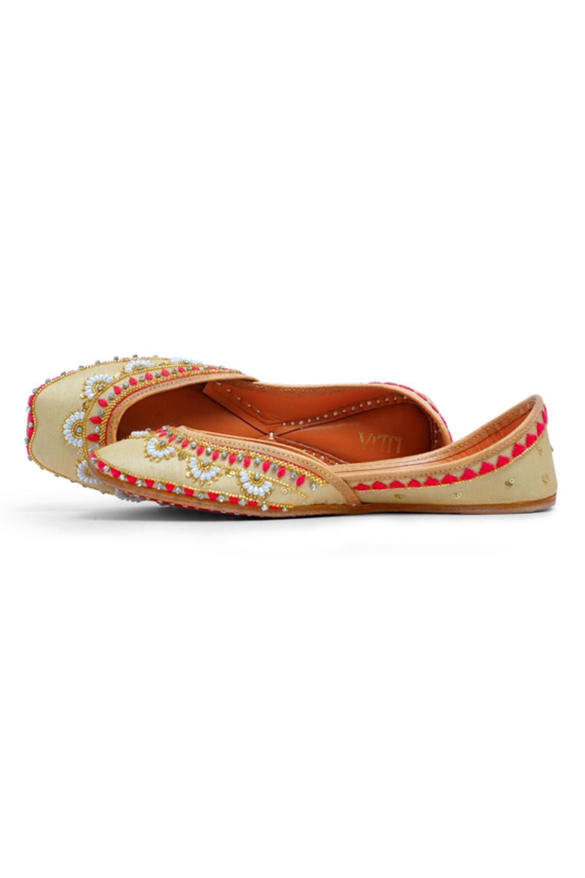 House Of Vitti India Embroidered Light Mimosa Juttis