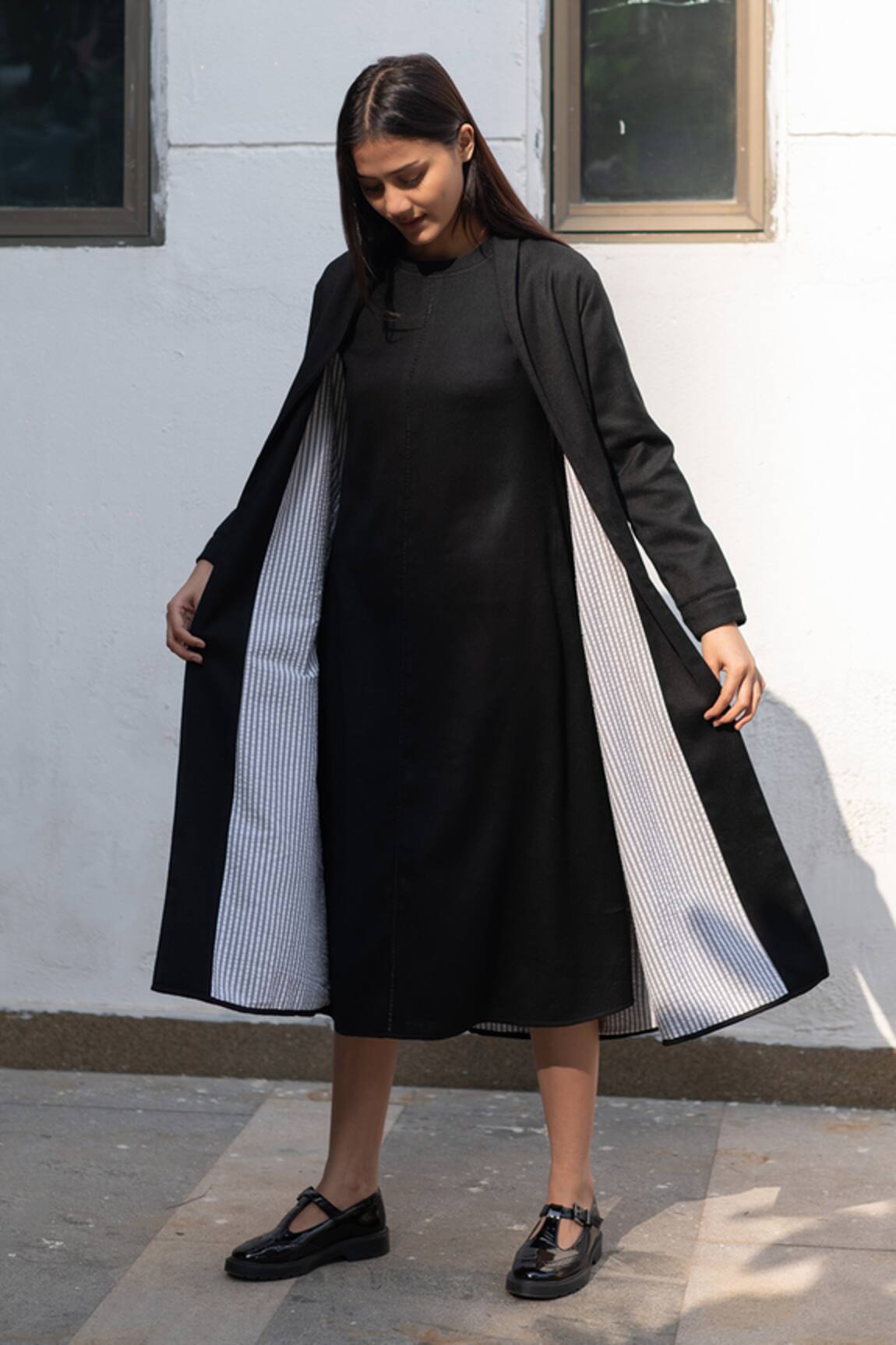 RAAS LIFE Black Merino Wool A-Line Jacket 