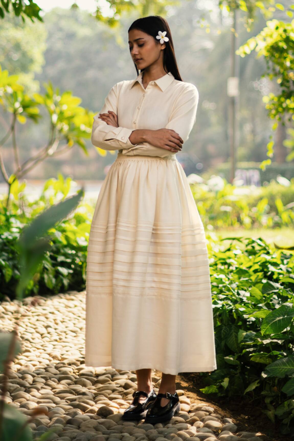 Raas Life Cream Pintucked Long Skirt 