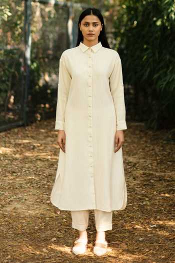RAAS LIFE Cream Solid Collared Kurta Set 