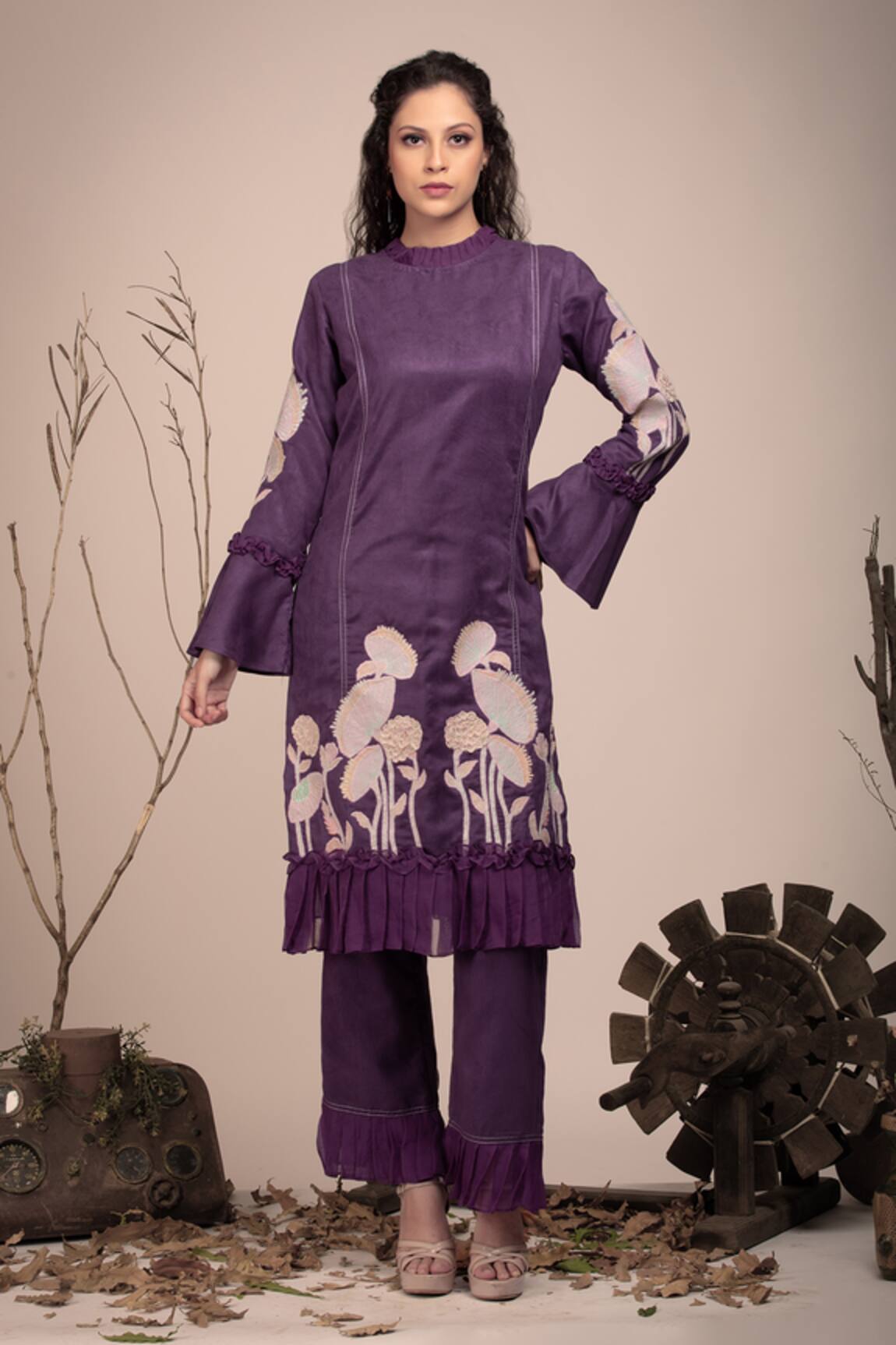 Beejoliyo Embroidered Purple Kurta & Pant Set