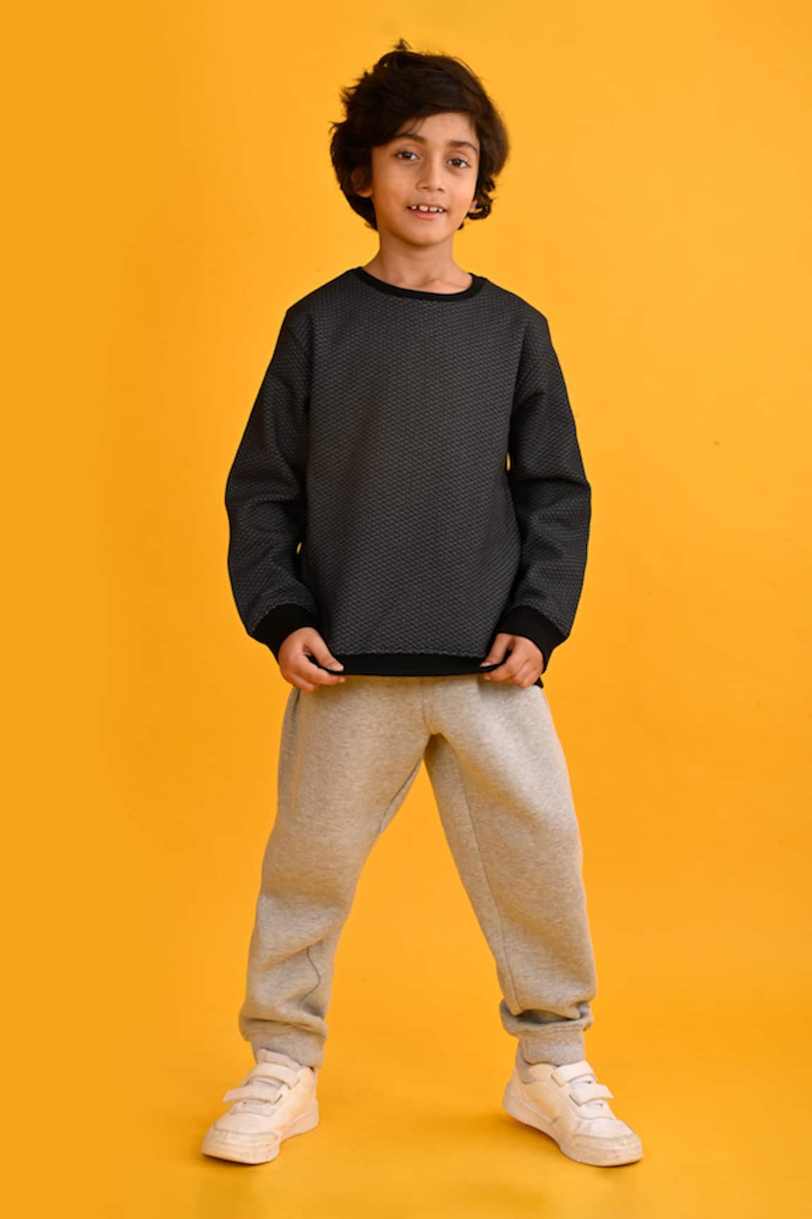 Anthrilo Drone Print Fleece Sweatshirt & Joggers Set 