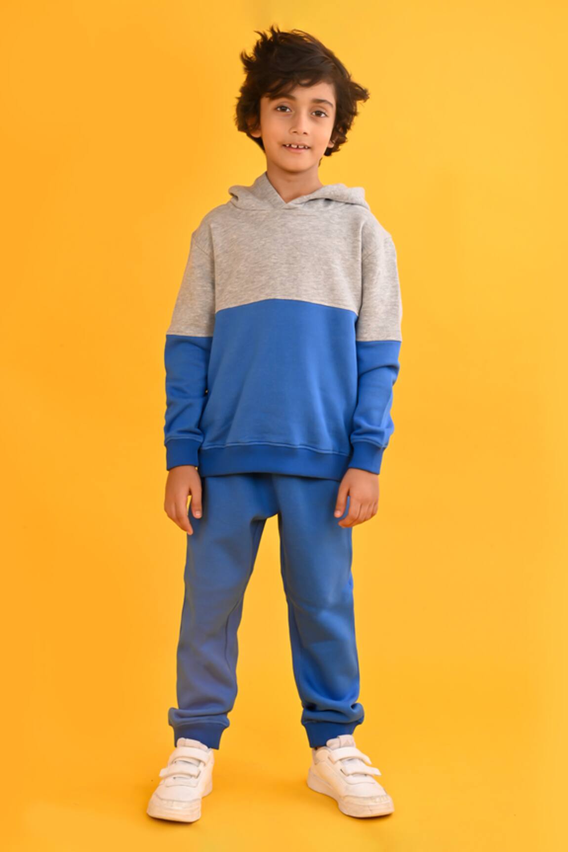 Anthrilo Colorblocked Fleece Hoodie & Jogger Set 