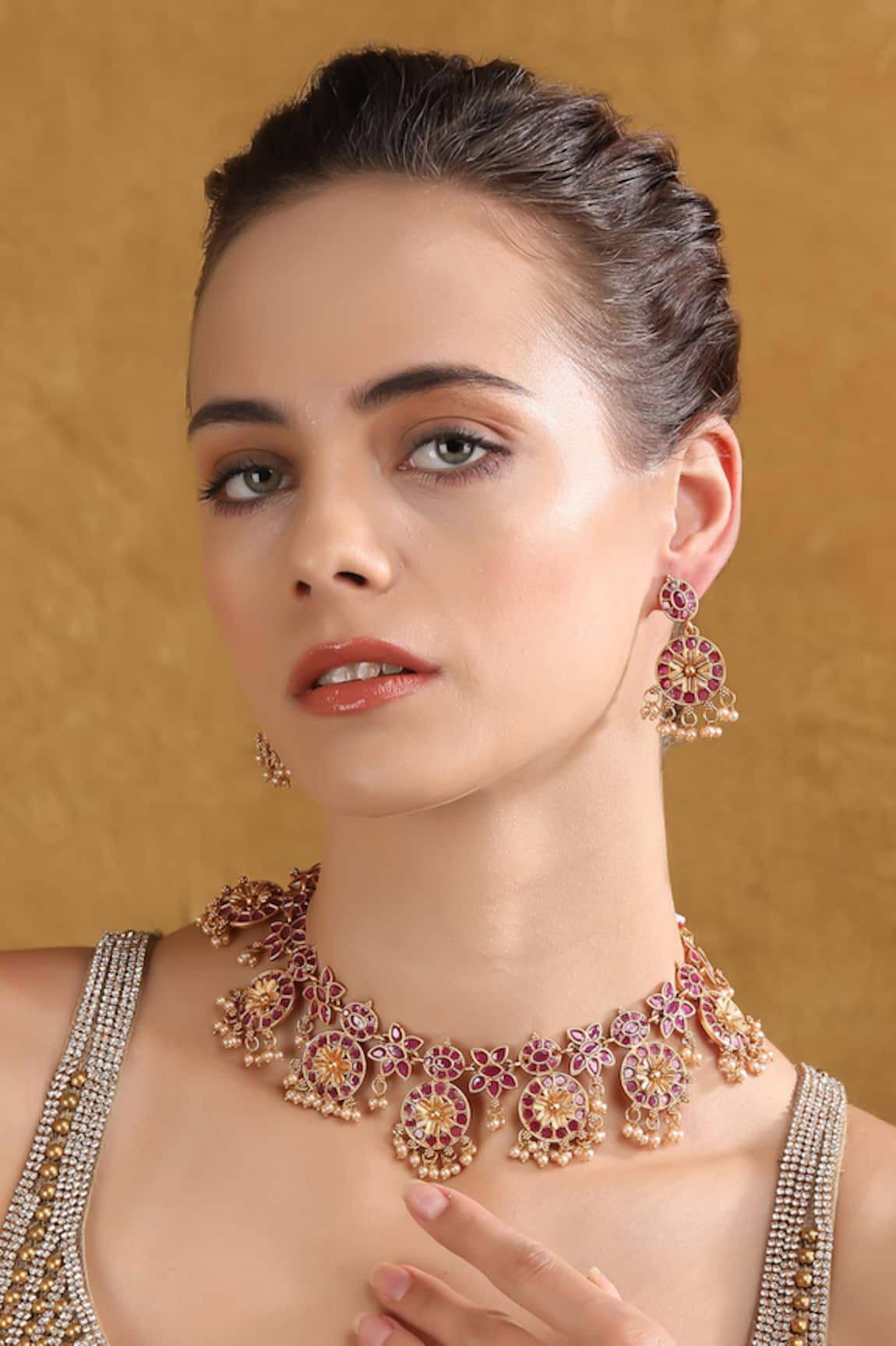 Auraa Trends Floral Stone Embellished Choker Set 