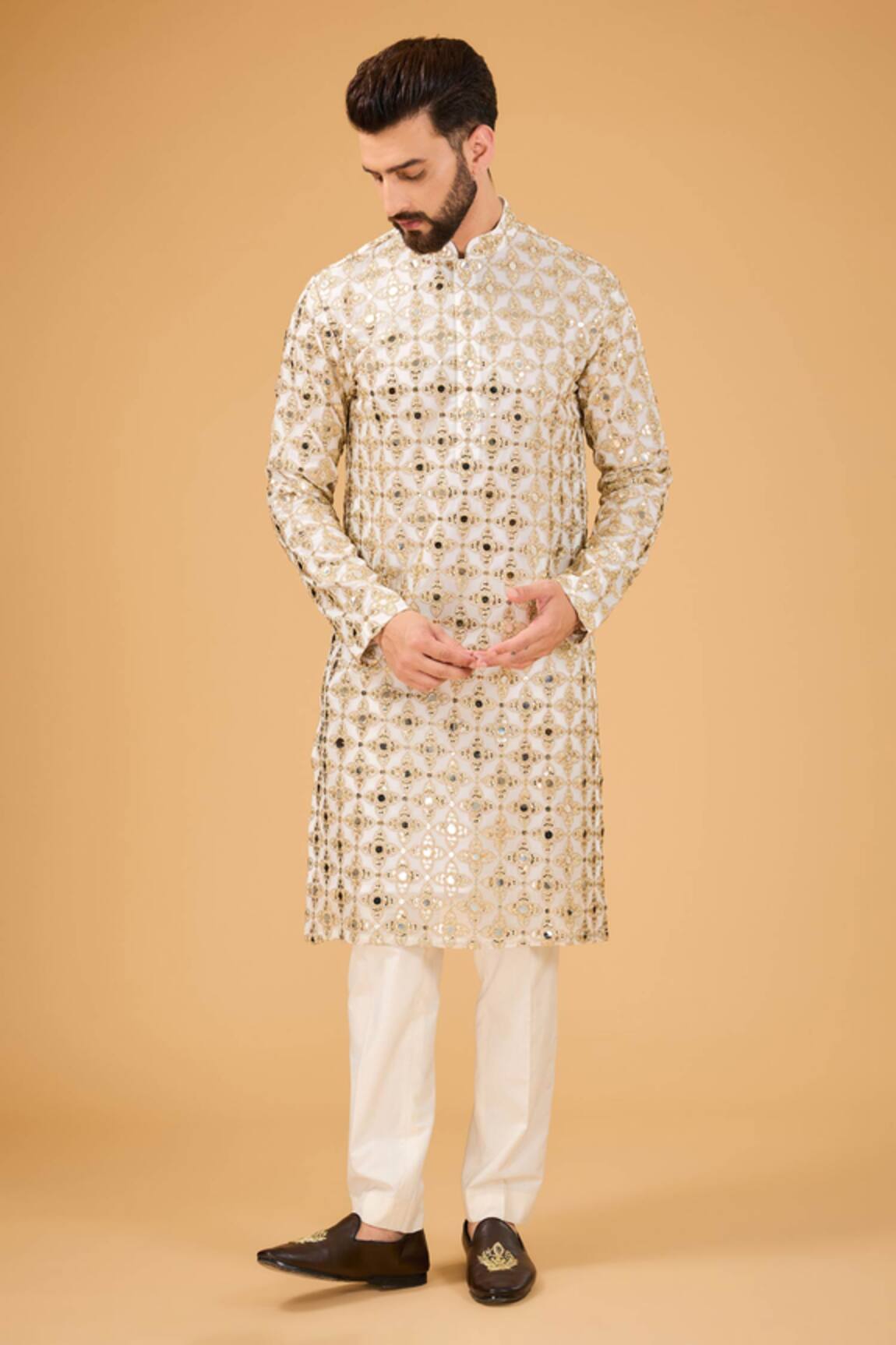Kasbah Geometric Mirror Embroidered Kurta 