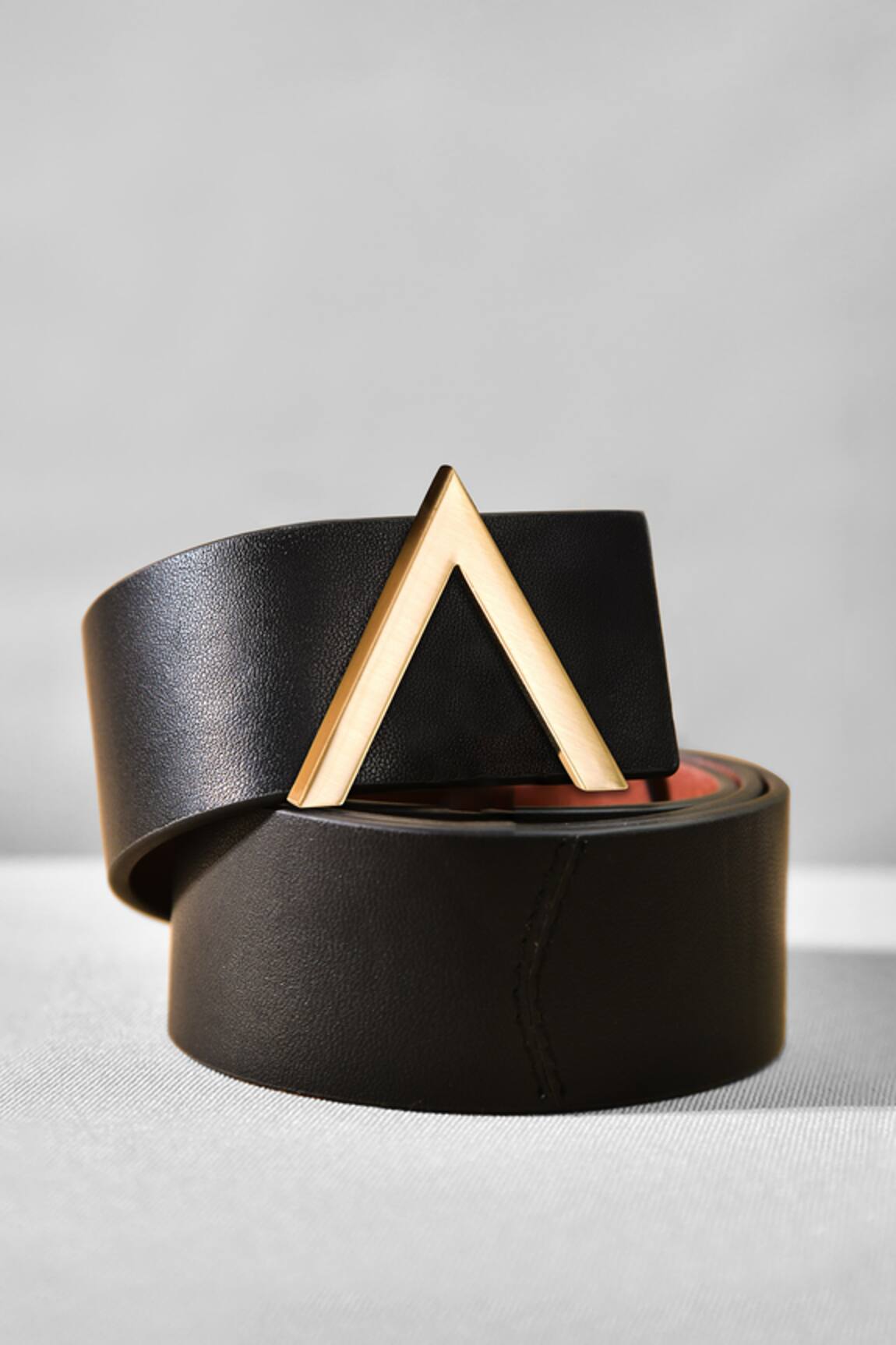 Gla Black Leather Plain Belt With Golden V Buckle 