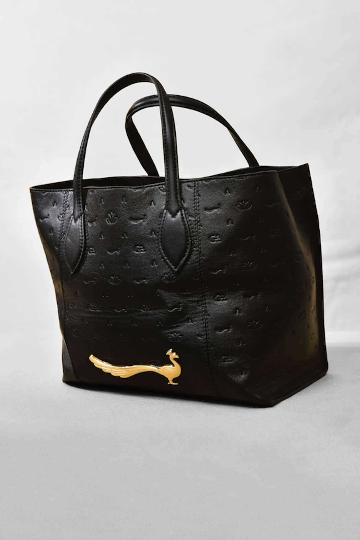 Gla Black Leather Embossed Handbag 
