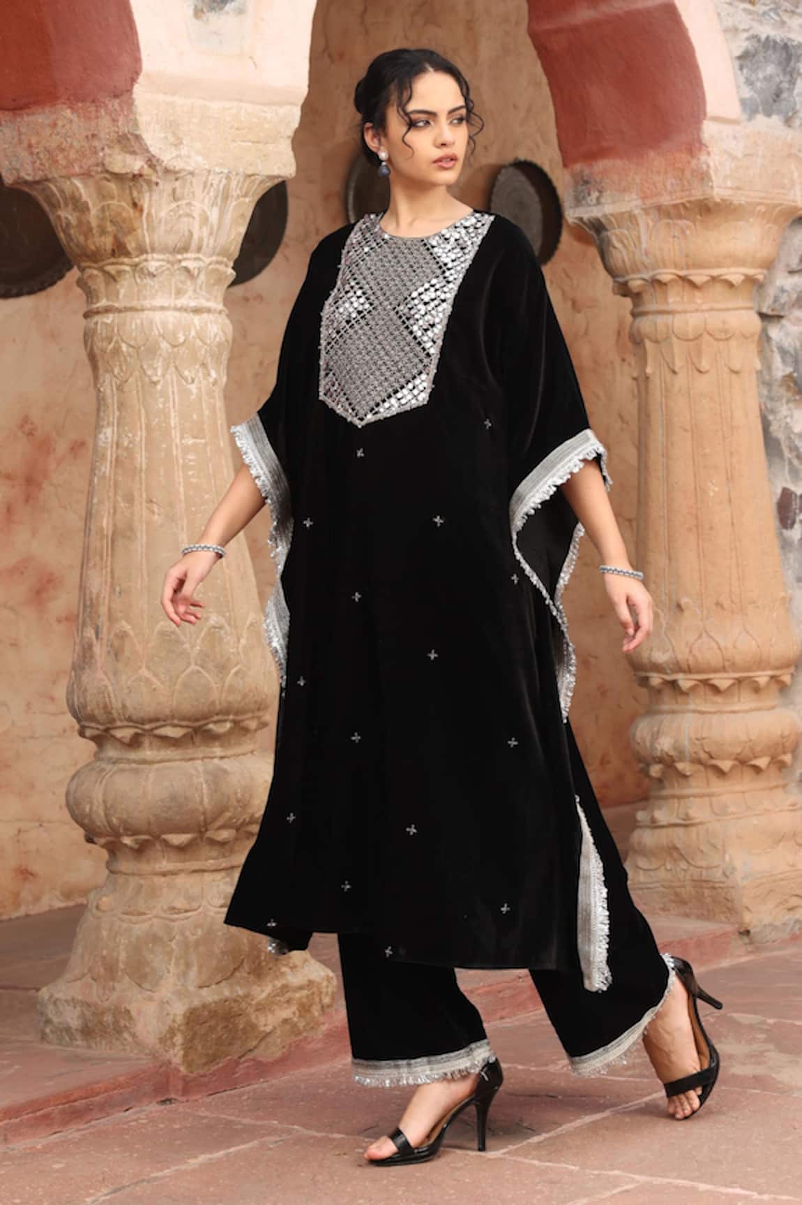 Ajiesh Oberoi Black Velvet Geometric Embroidered Kaftan & Pant