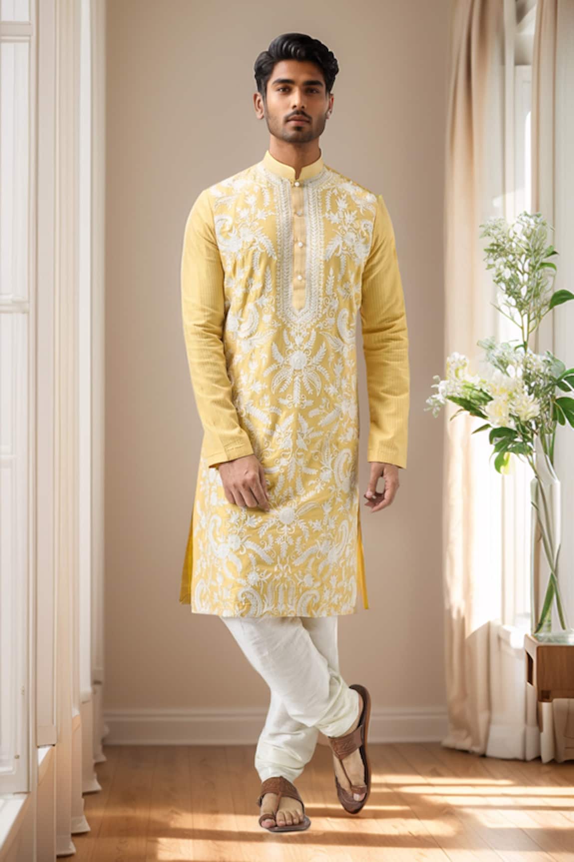 Samyukta Singhania Floral Thread Embroidered Kurta Set 